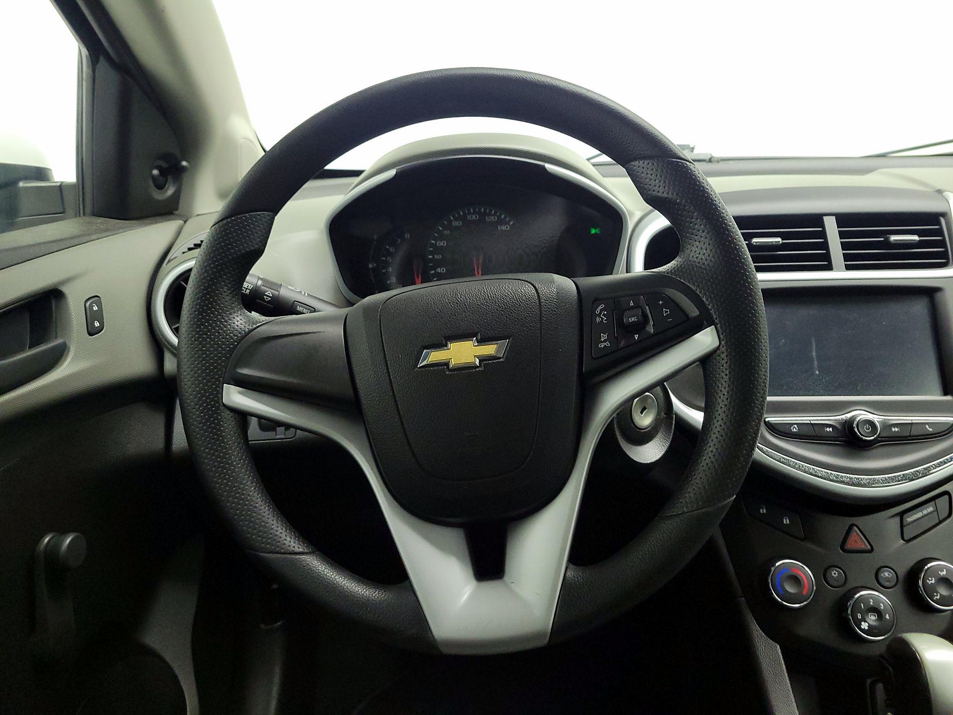 Thumbnail: 2017 Chevrolet Sonic - 10