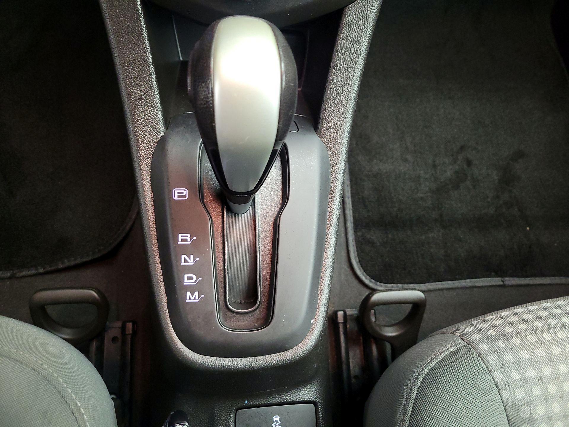 Thumbnail: 2017 Chevrolet Sonic - 15