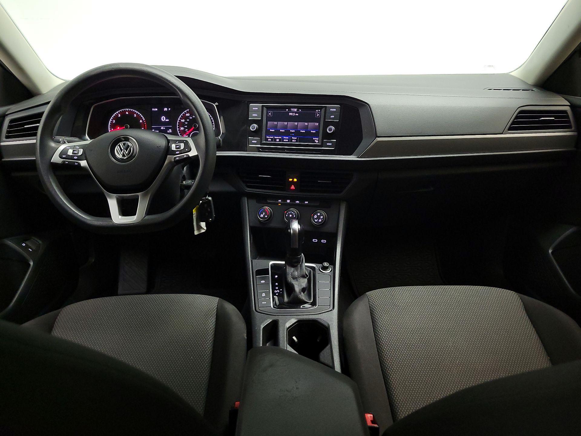 Thumbnail: 2021 Volkswagen Jetta - 9