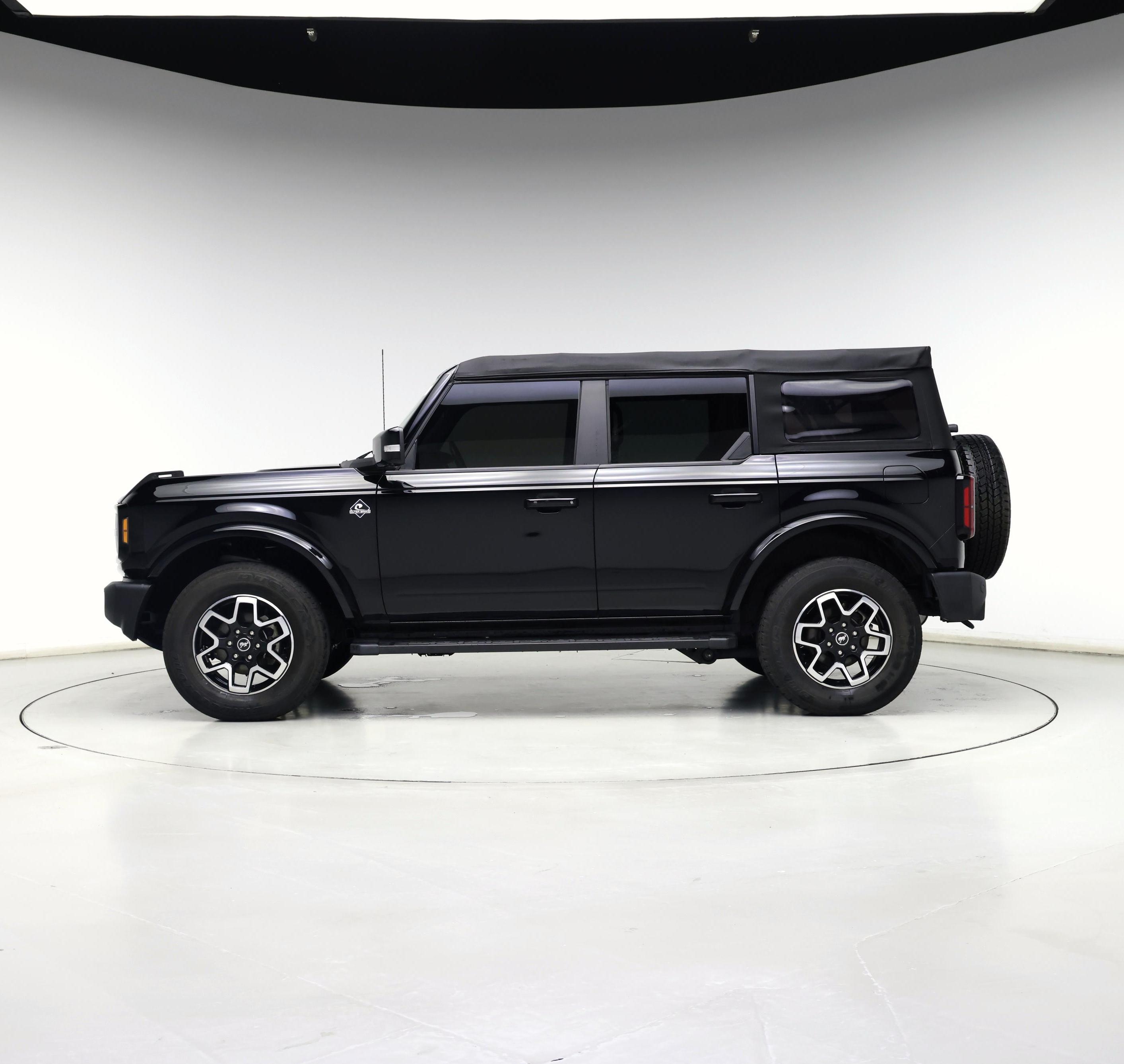 Thumbnail: 2023 Ford Bronco - 3