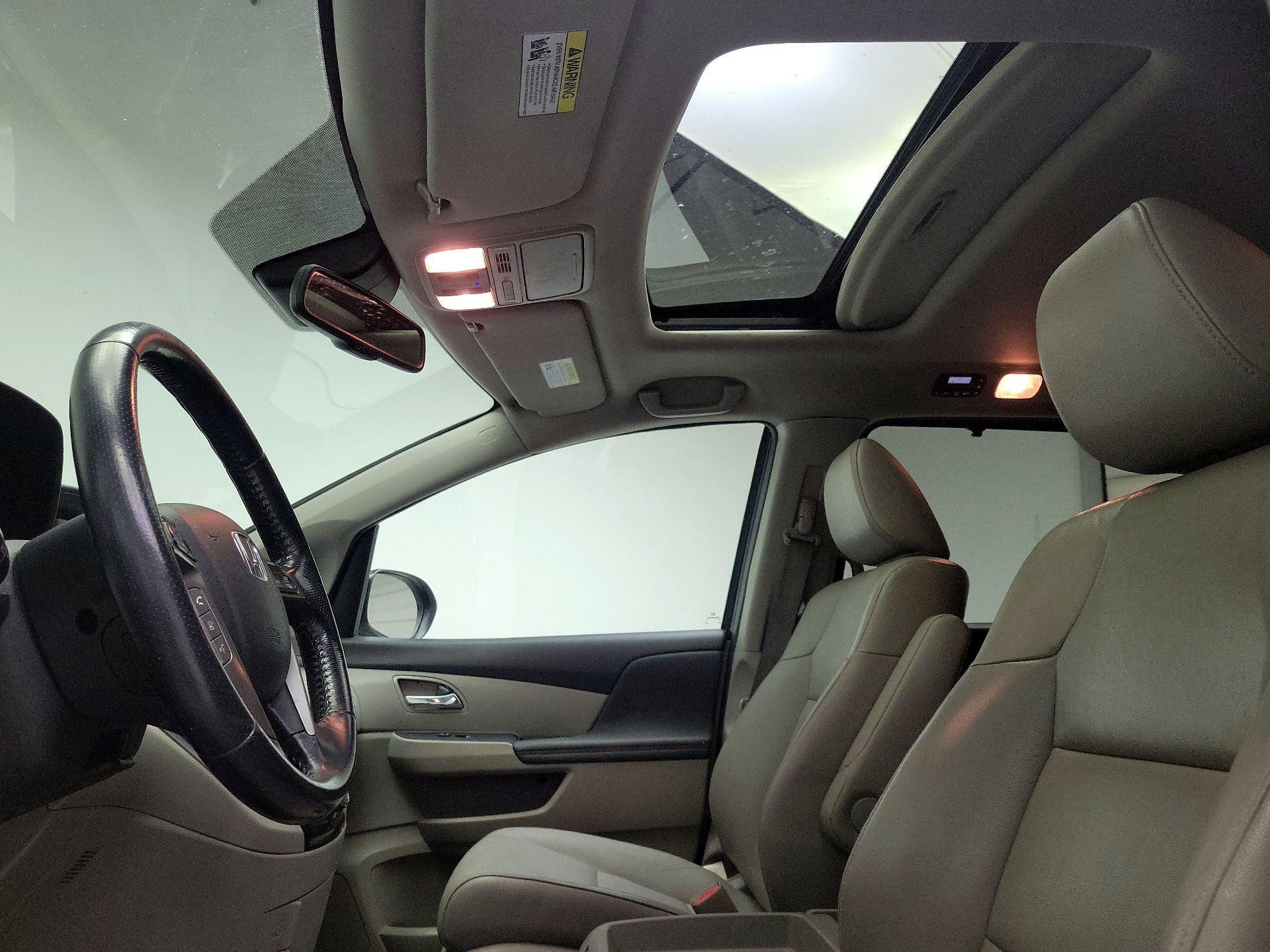 Thumbnail: 2016 Honda Odyssey - 19