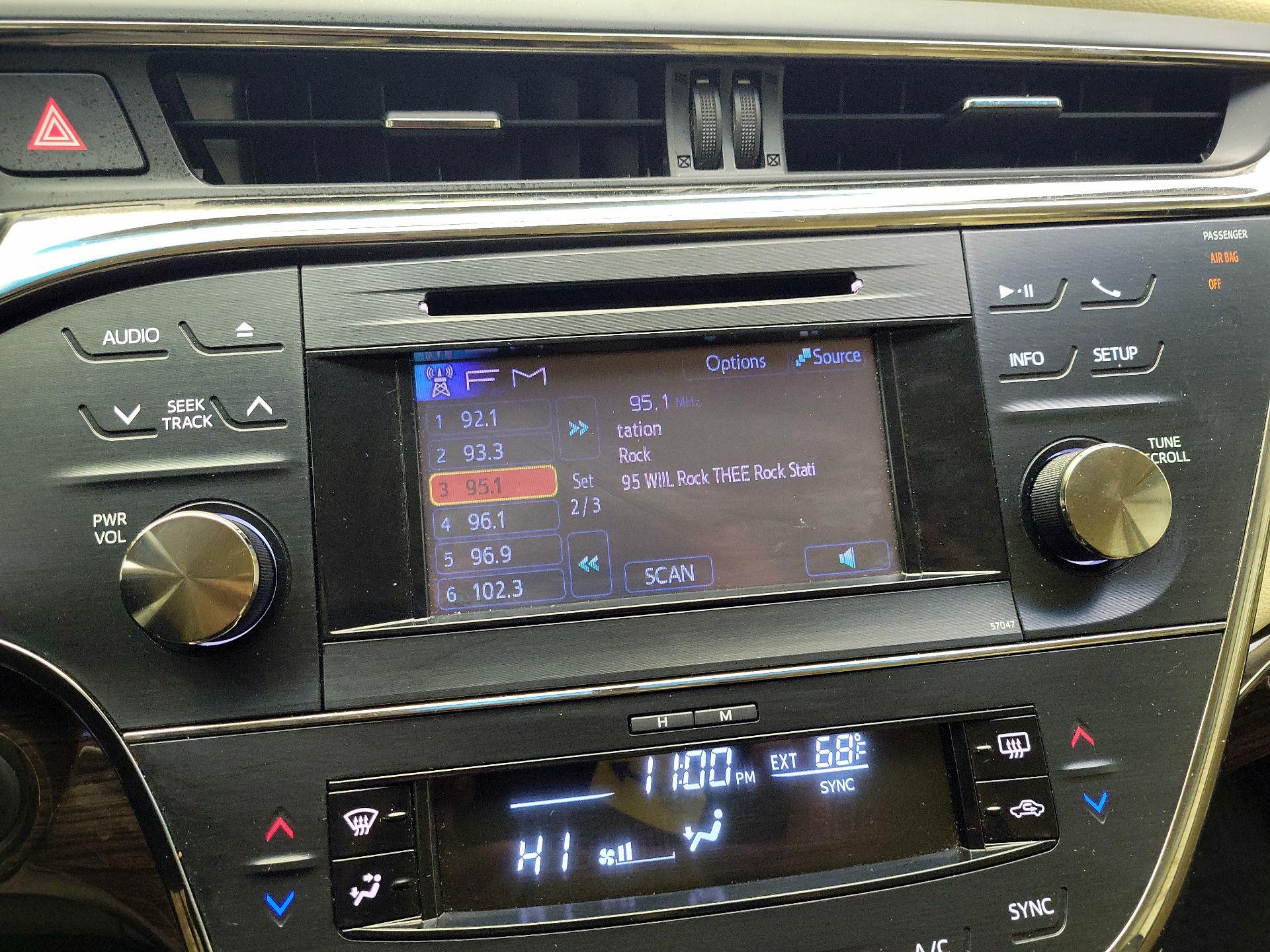 Thumbnail: 2014 Toyota Avalon - 15