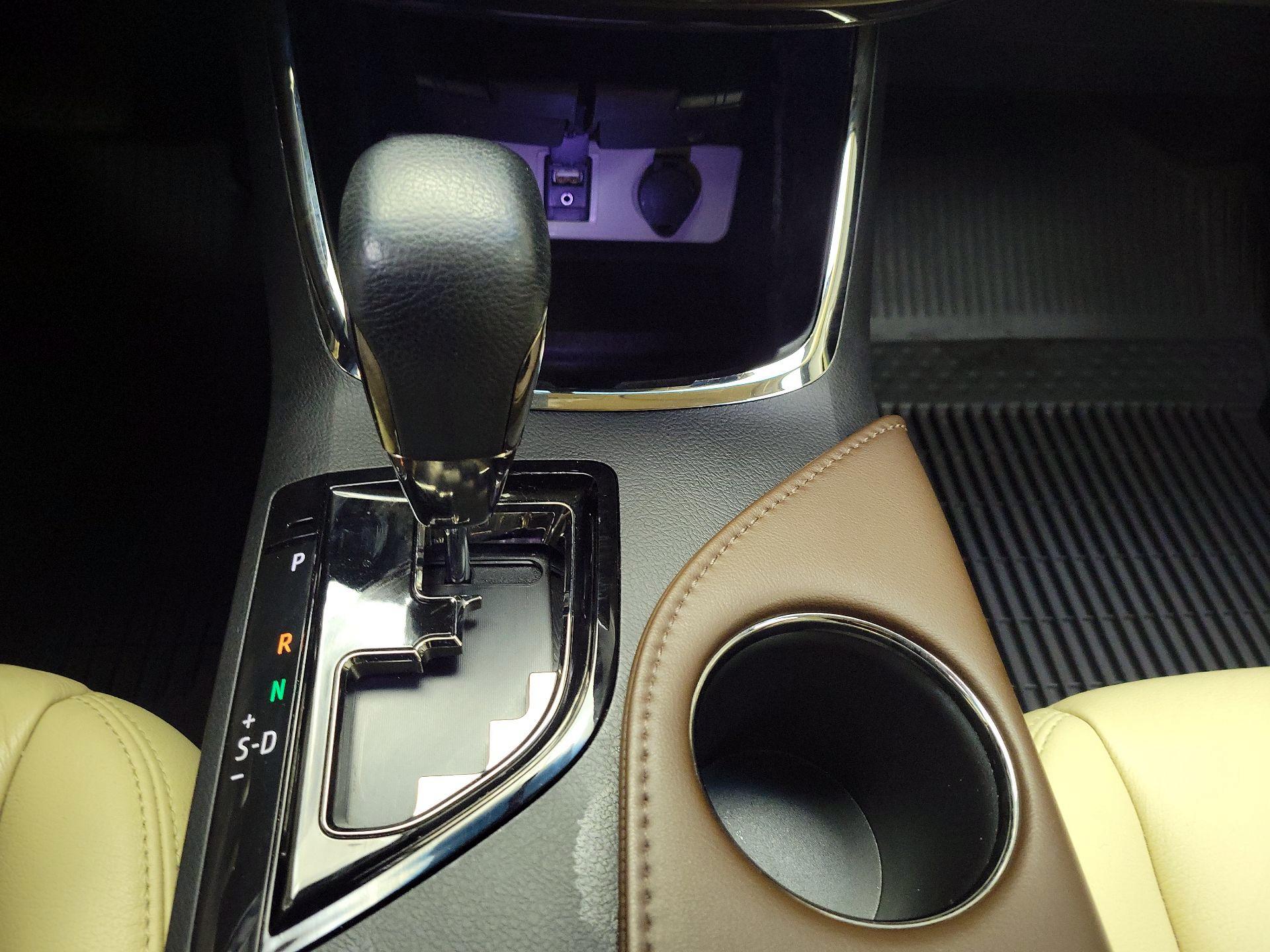 Thumbnail: 2014 Toyota Avalon - 17