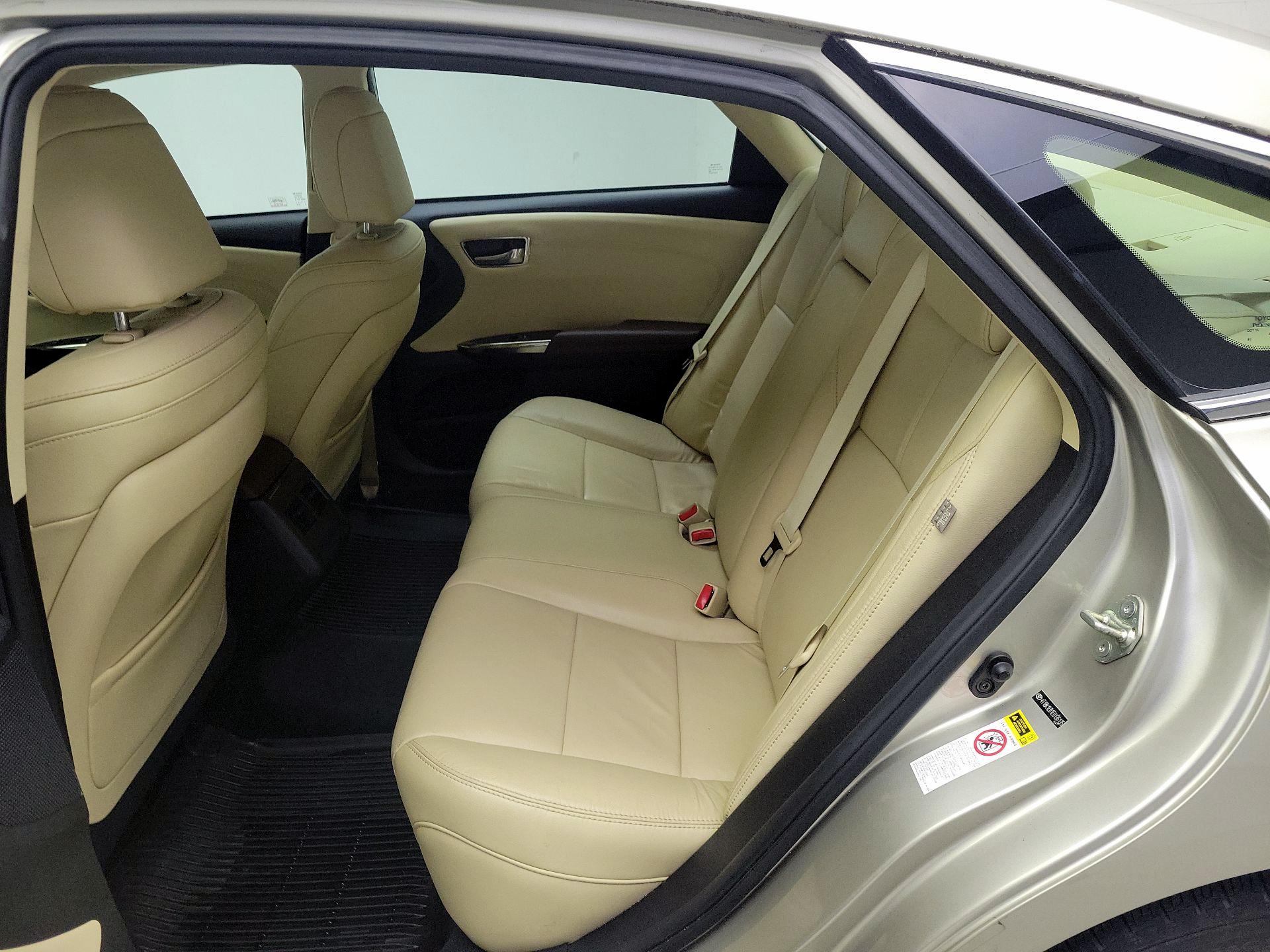 Thumbnail: 2014 Toyota Avalon - 19