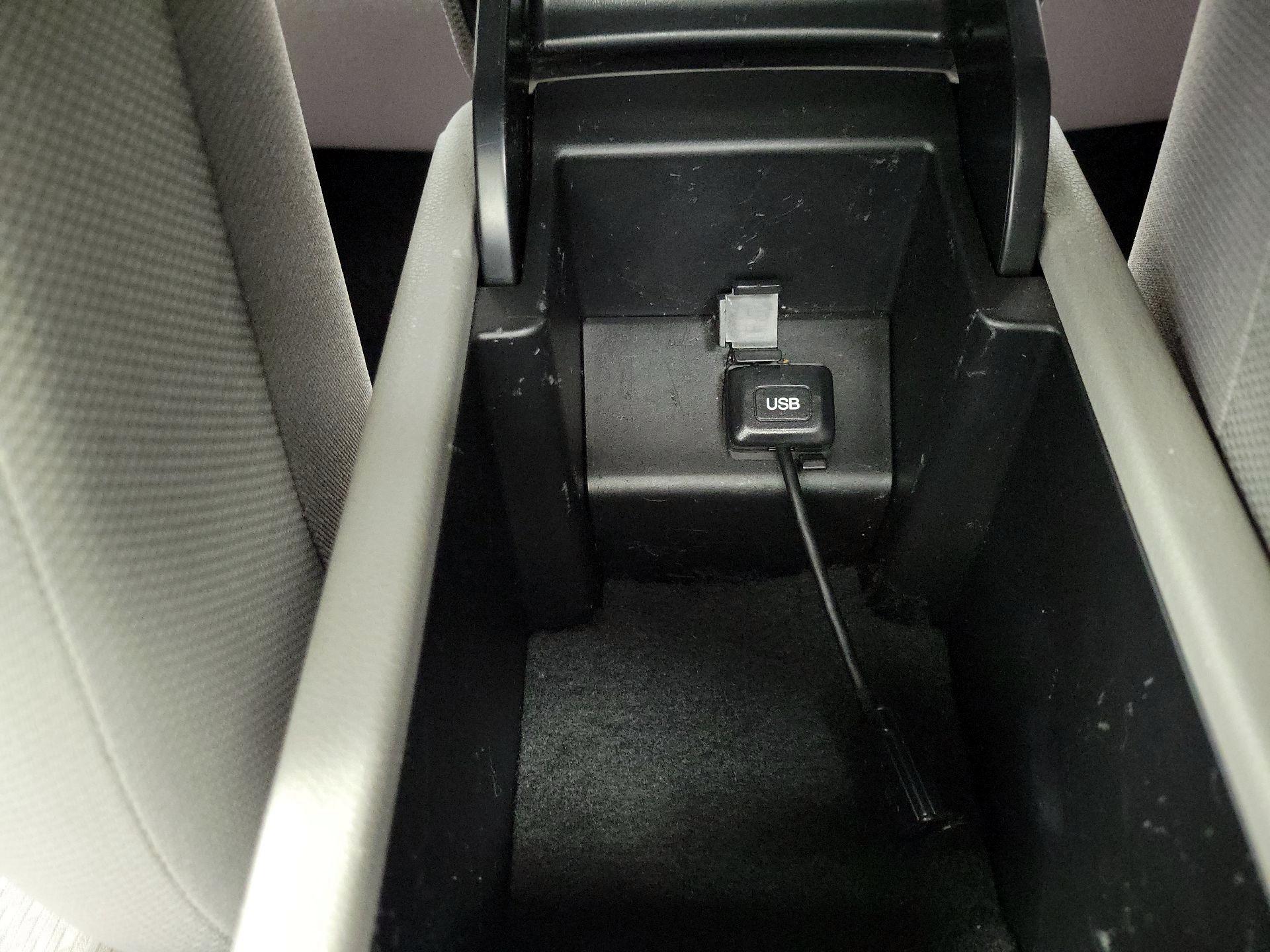 Thumbnail: 2014 Honda Civic - 18