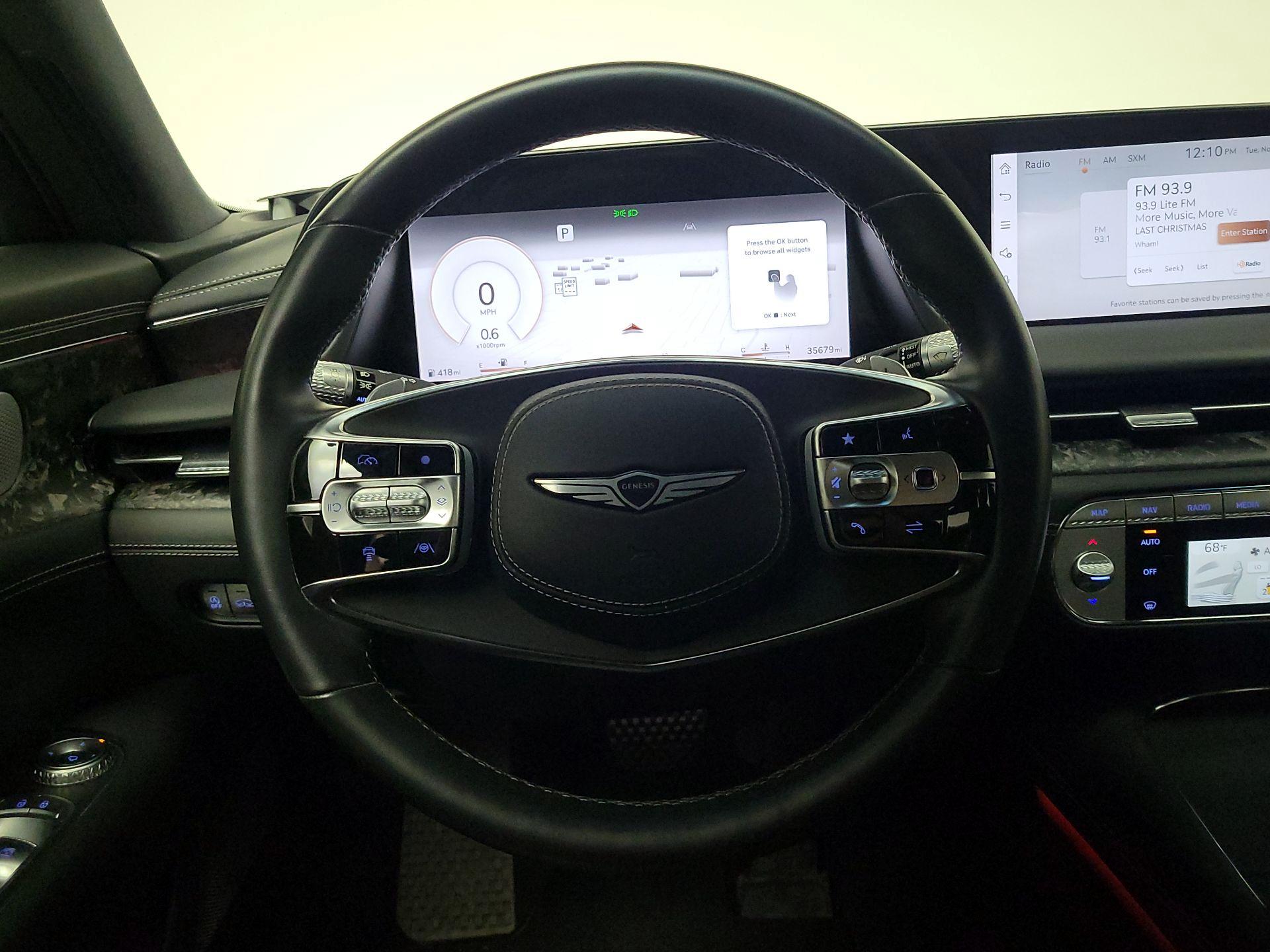 Thumbnail: 2023 Genesis G90 - 10