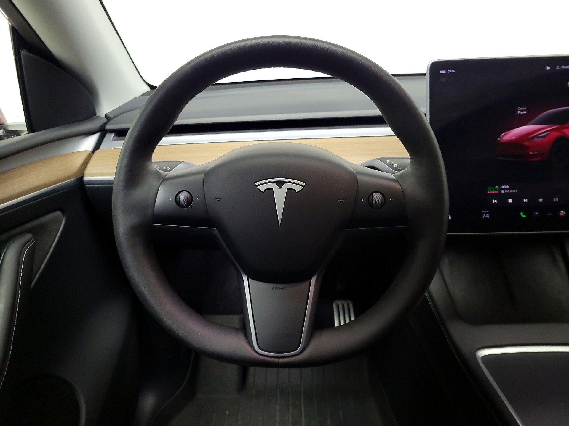 Thumbnail: 2023 Tesla Model Y - 10