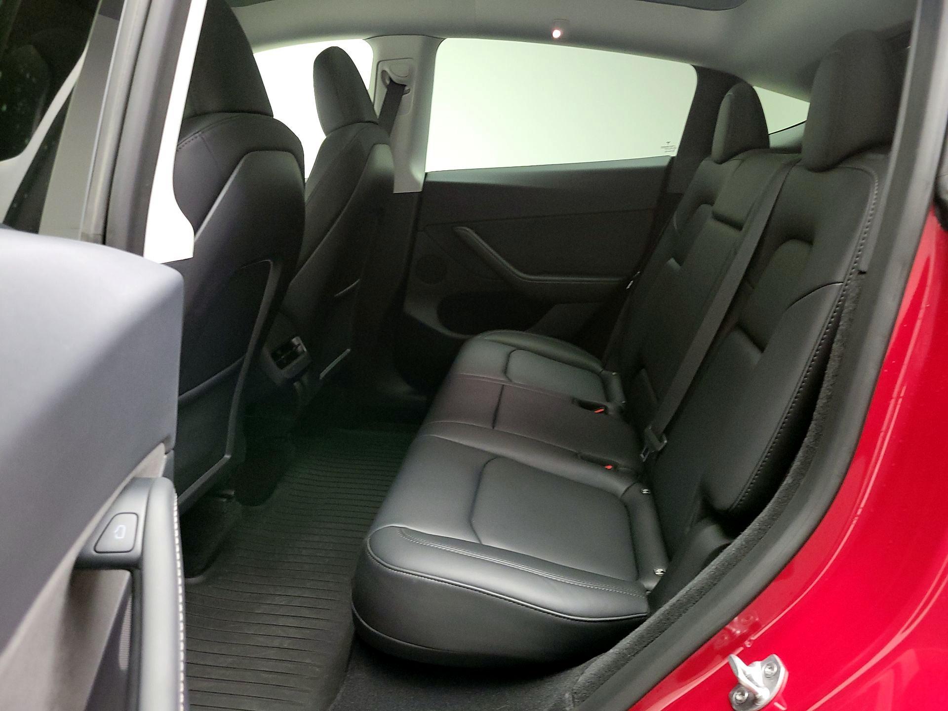 Thumbnail: 2023 Tesla Model Y - 19