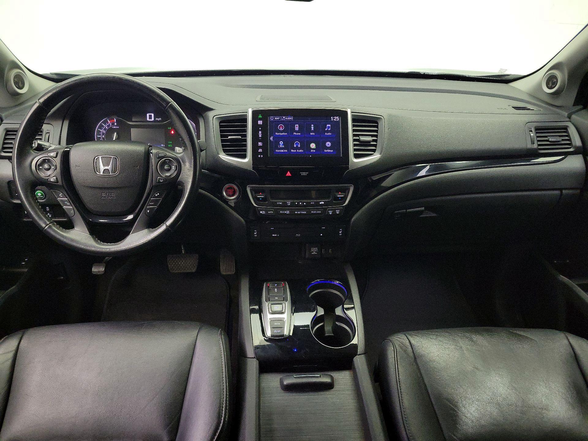 Thumbnail: 2016 Honda Pilot - 9