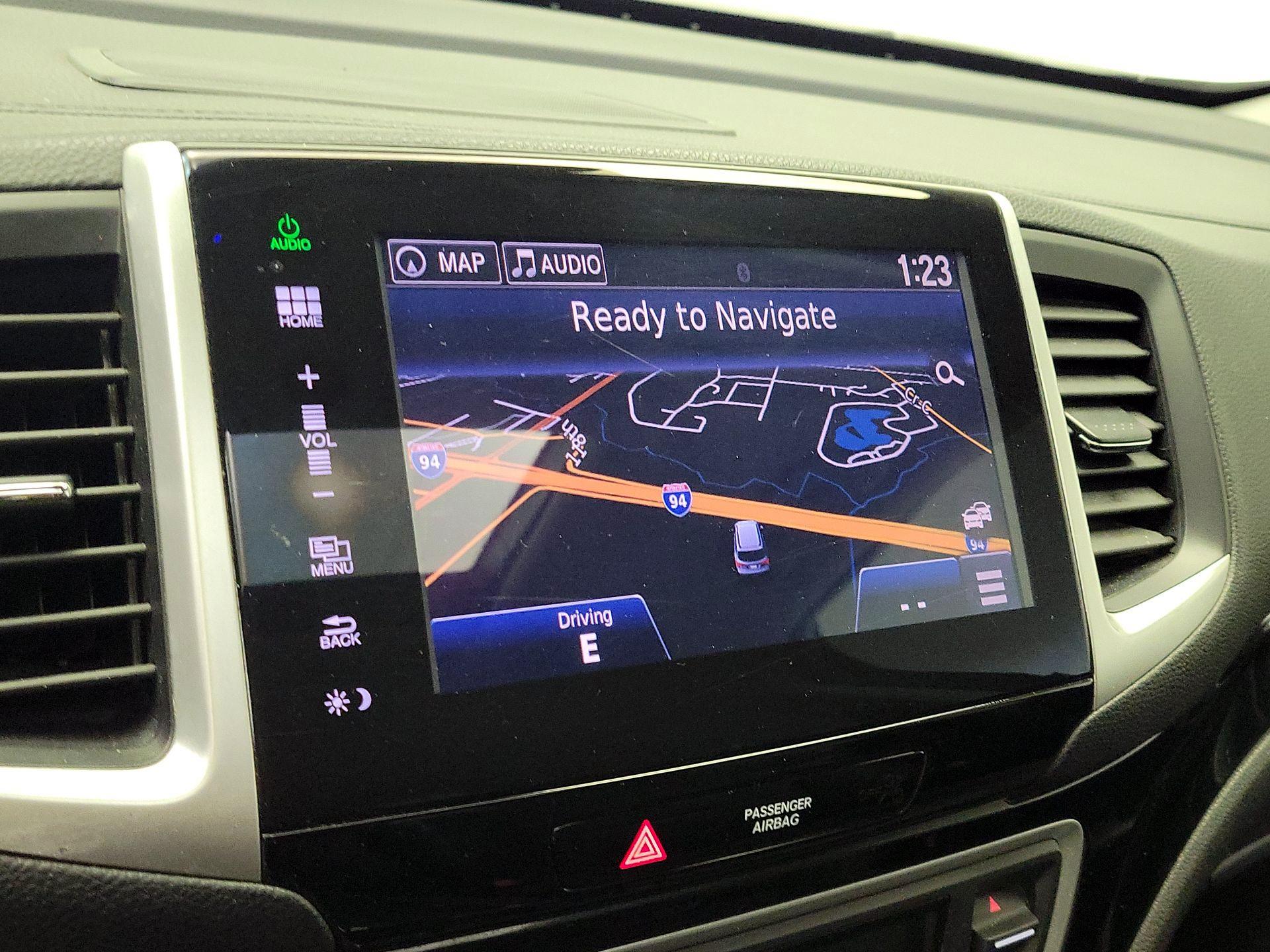 Thumbnail: 2016 Honda Pilot - 14