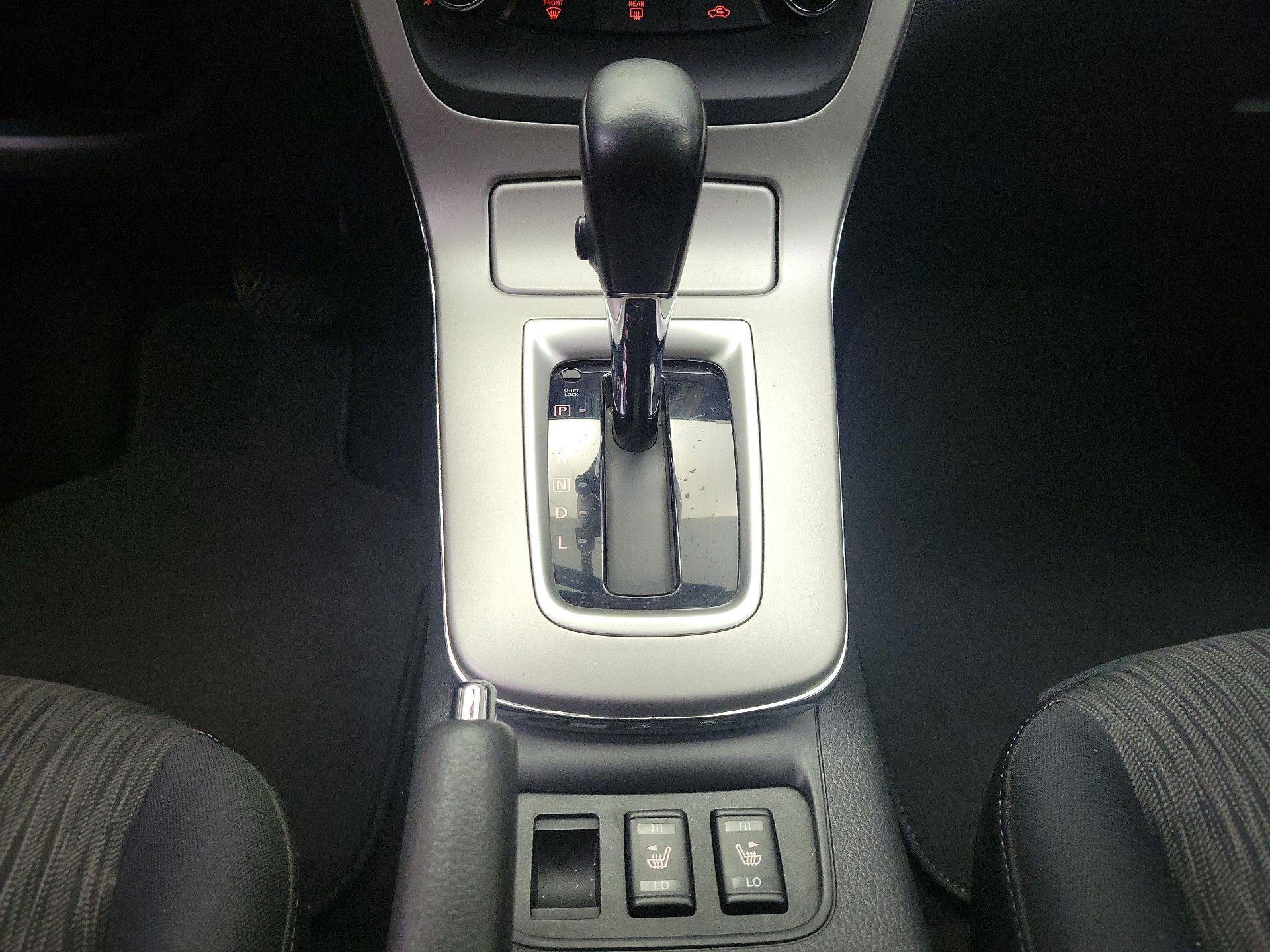 Thumbnail: 2015 Nissan Sentra - 17