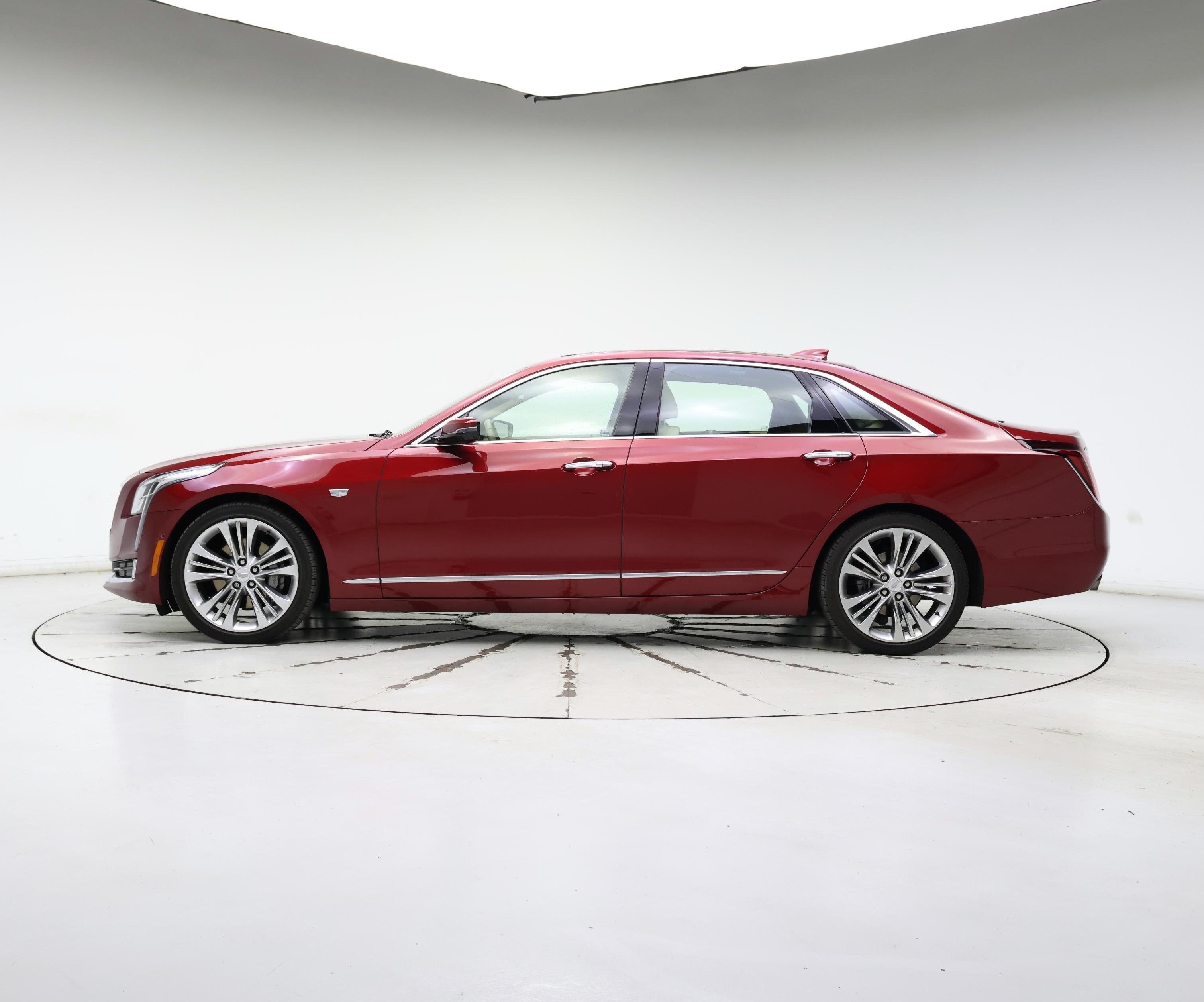 Thumbnail: 2018 Cadillac CT6 - 3