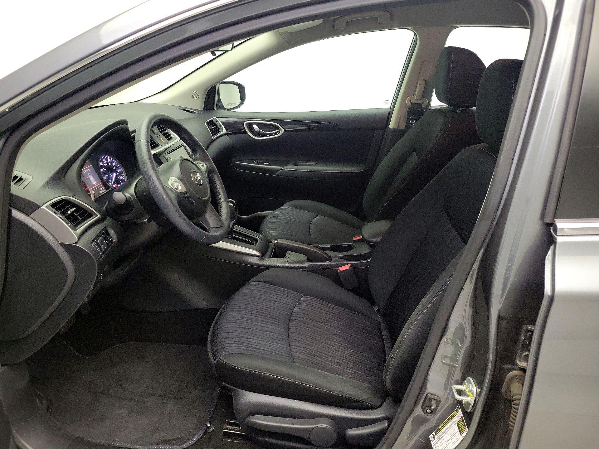 Thumbnail: 2019 Nissan Sentra - 11