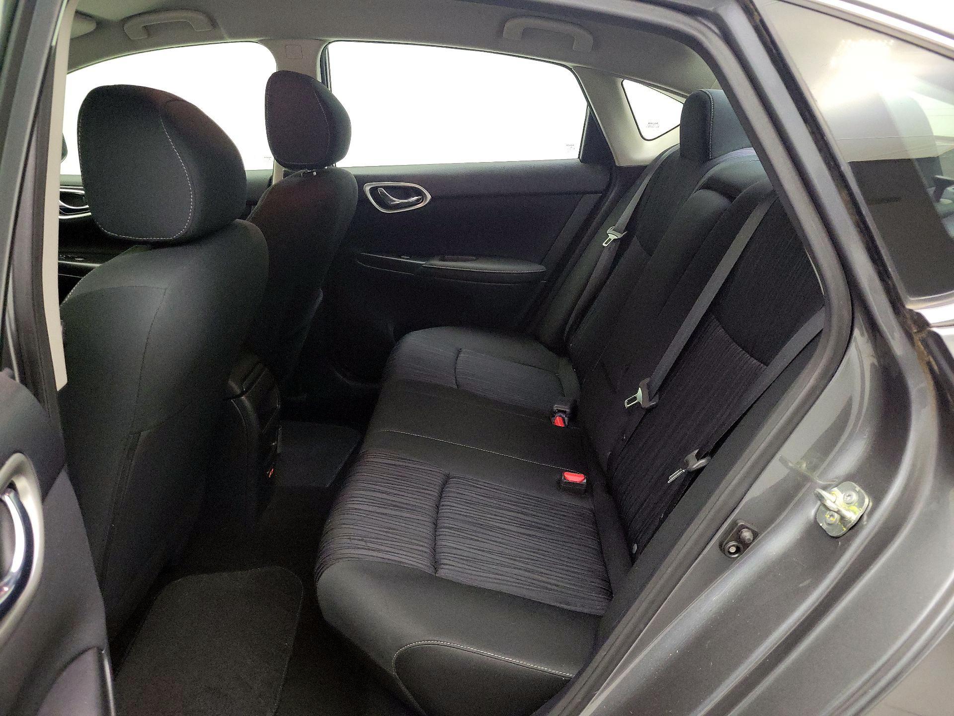 Thumbnail: 2019 Nissan Sentra - 19