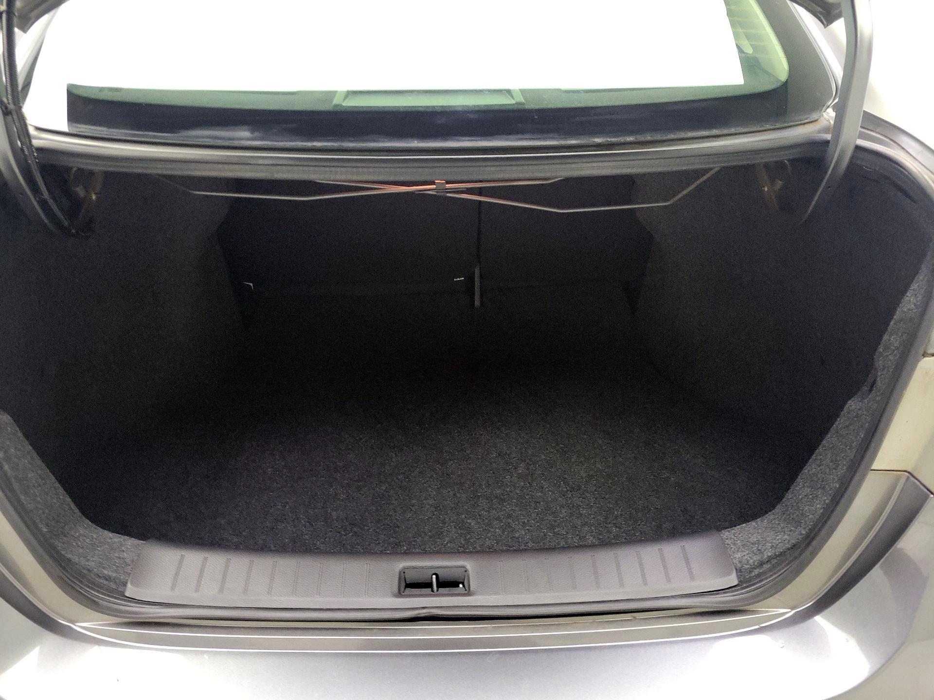 Thumbnail: 2019 Nissan Sentra - 20