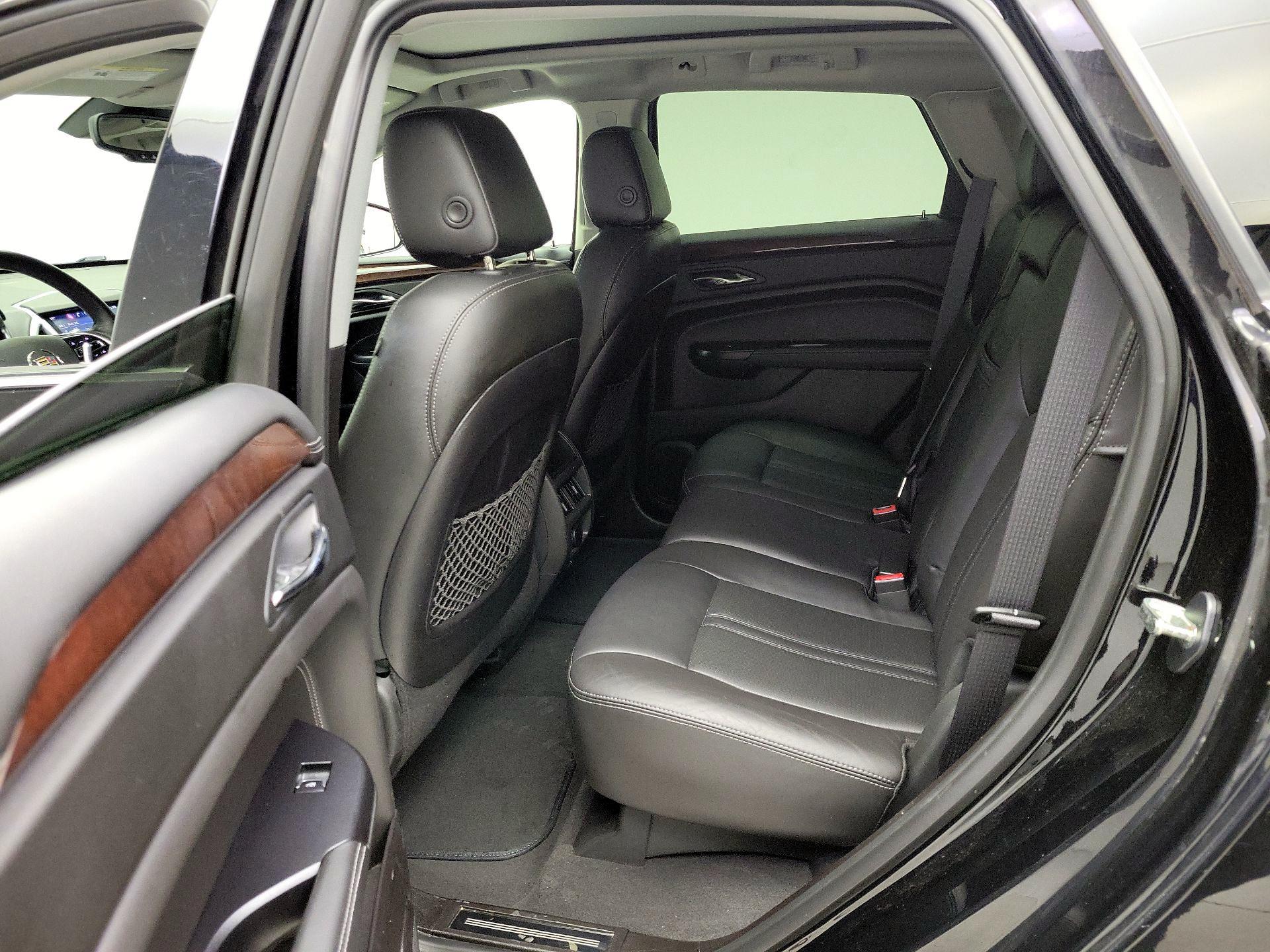 Thumbnail: 2016 Cadillac SRX - 18