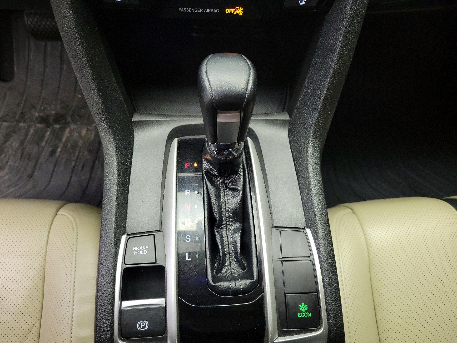 Thumbnail: 2016 Honda Civic - 16