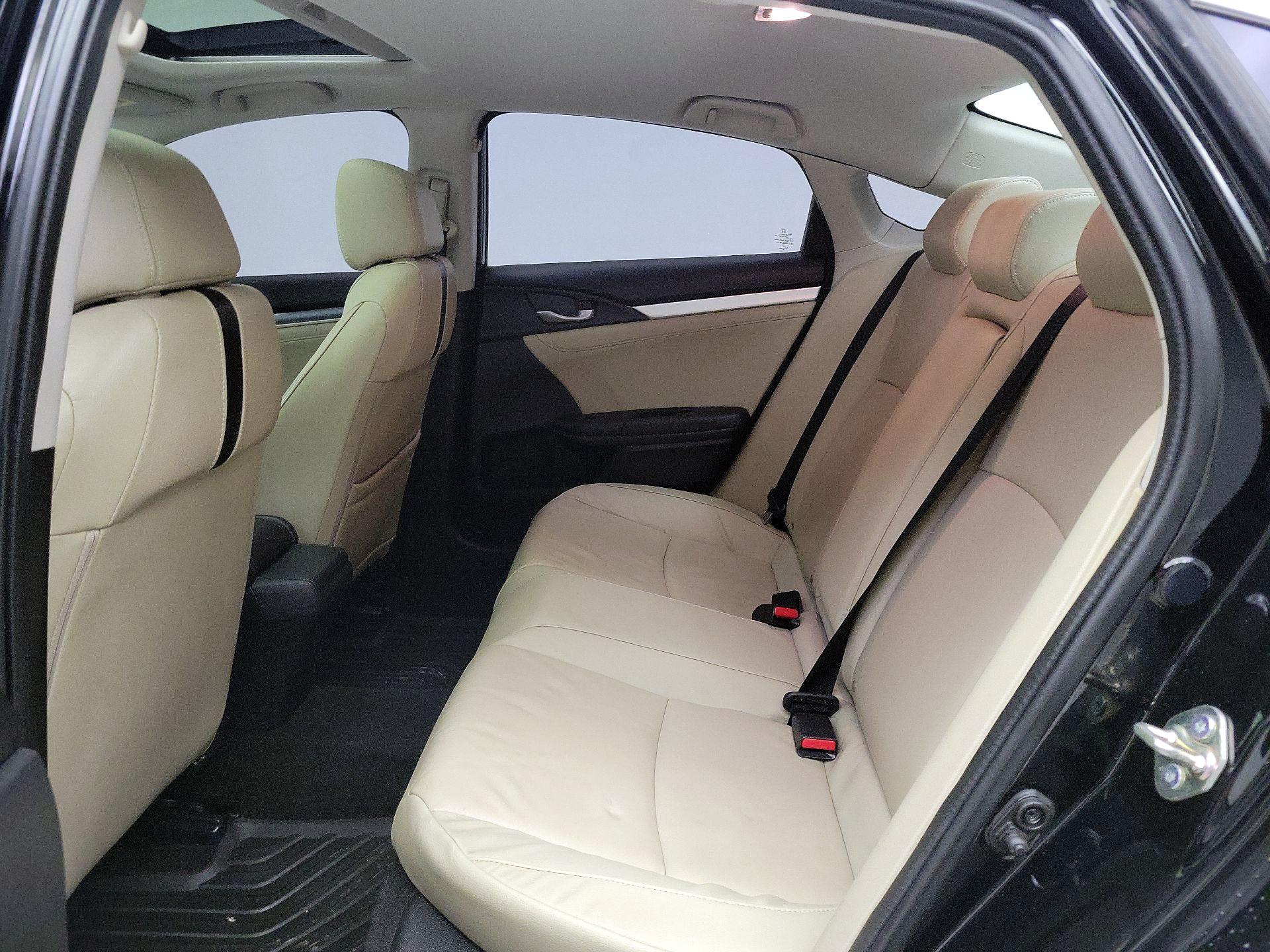 Thumbnail: 2016 Honda Civic - 19