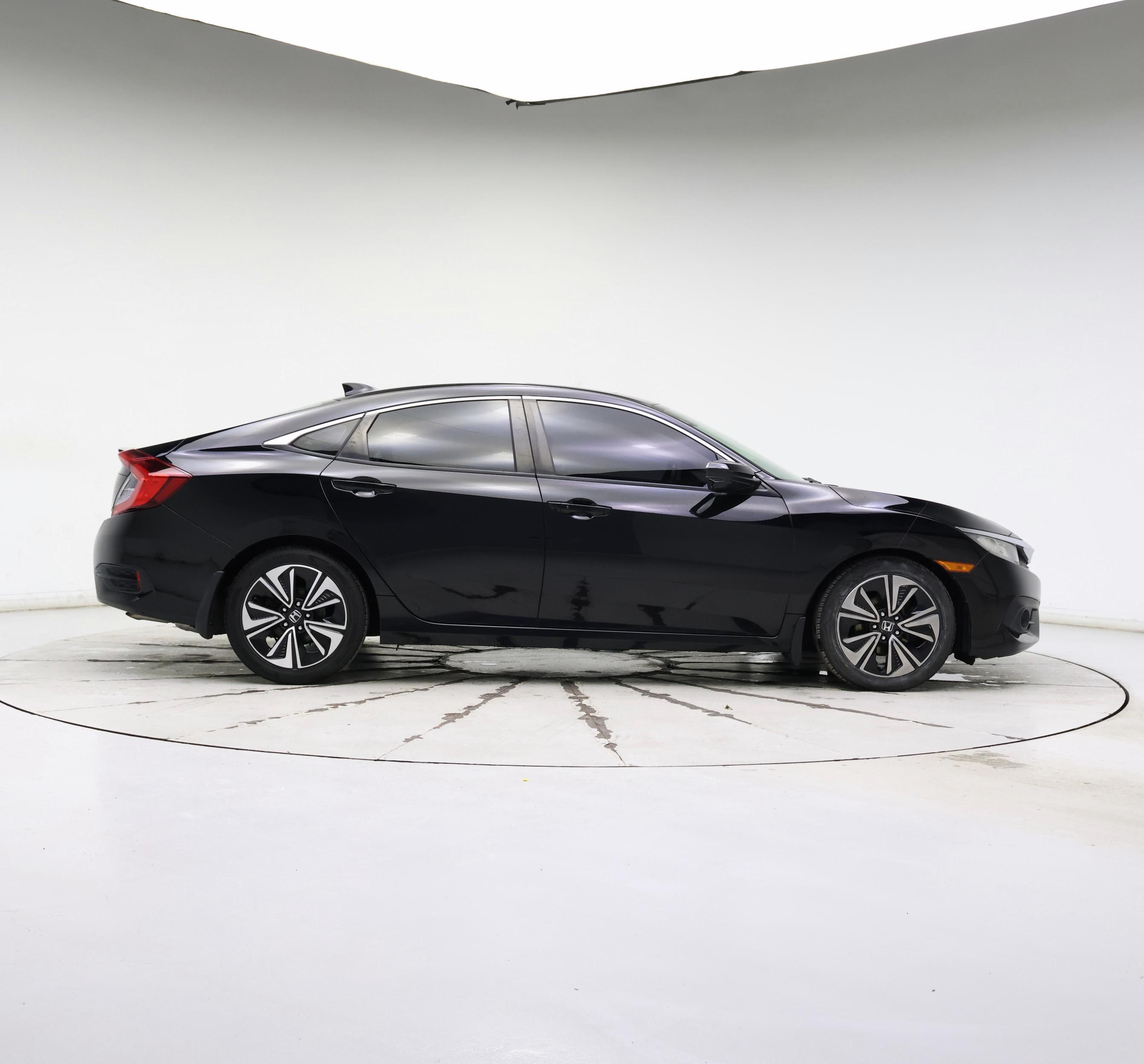 Thumbnail: 2016 Honda Civic - 7