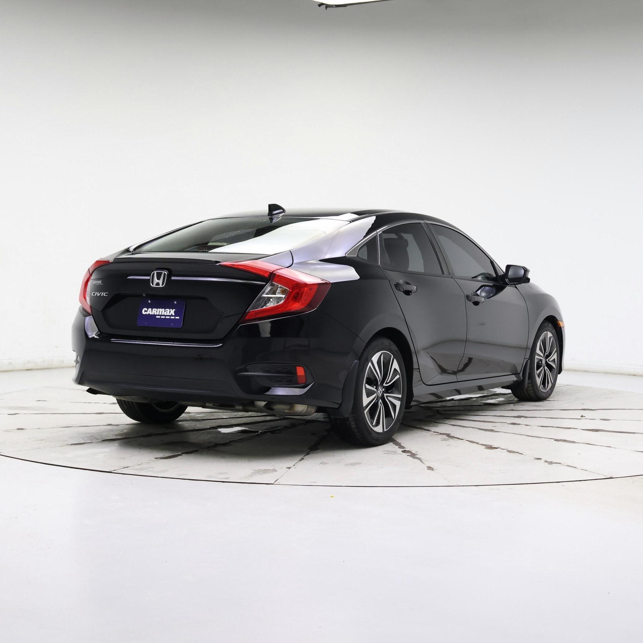 Thumbnail: 2016 Honda Civic - 8