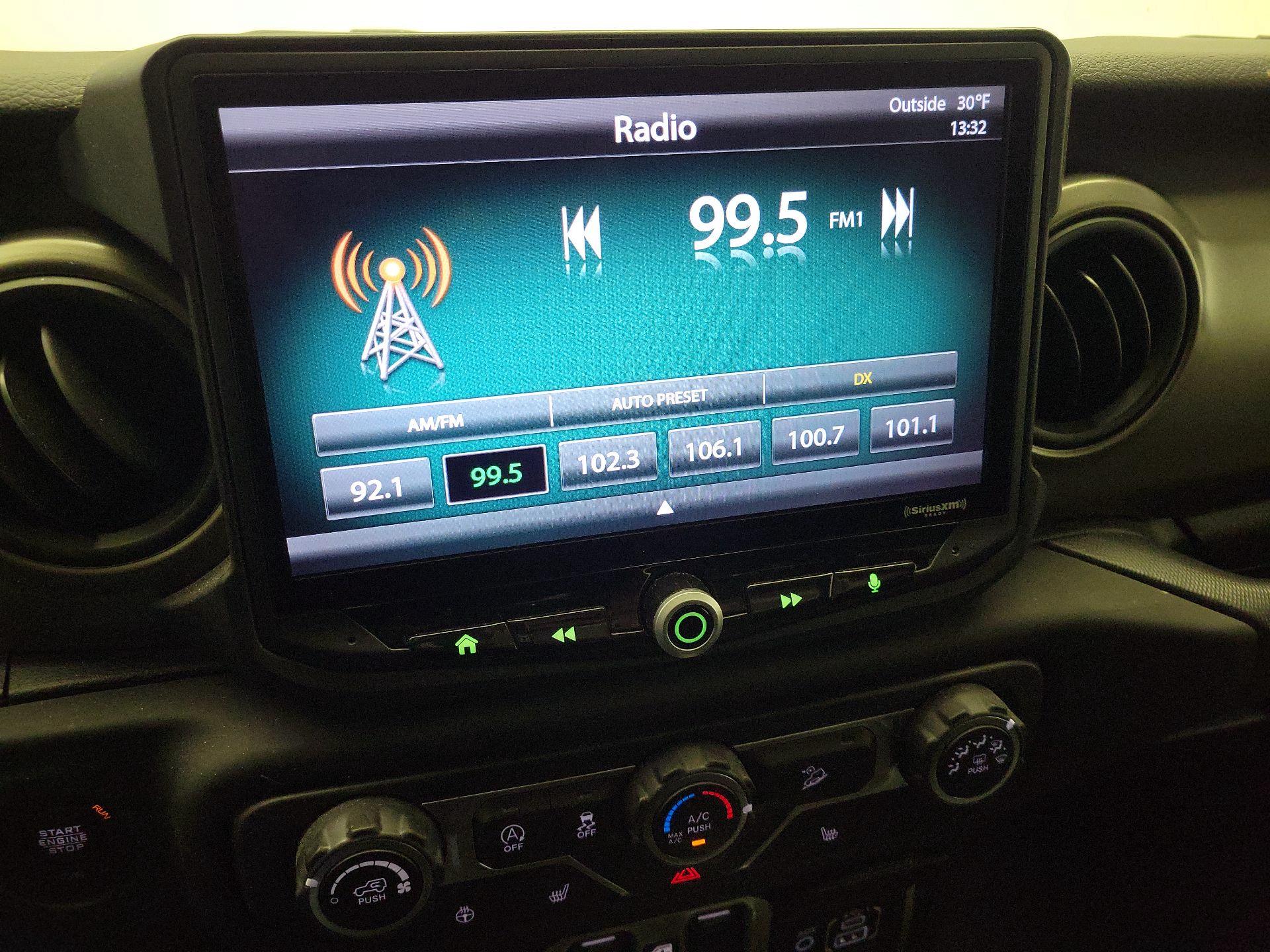 Thumbnail: 2018 Jeep Wrangler - 15