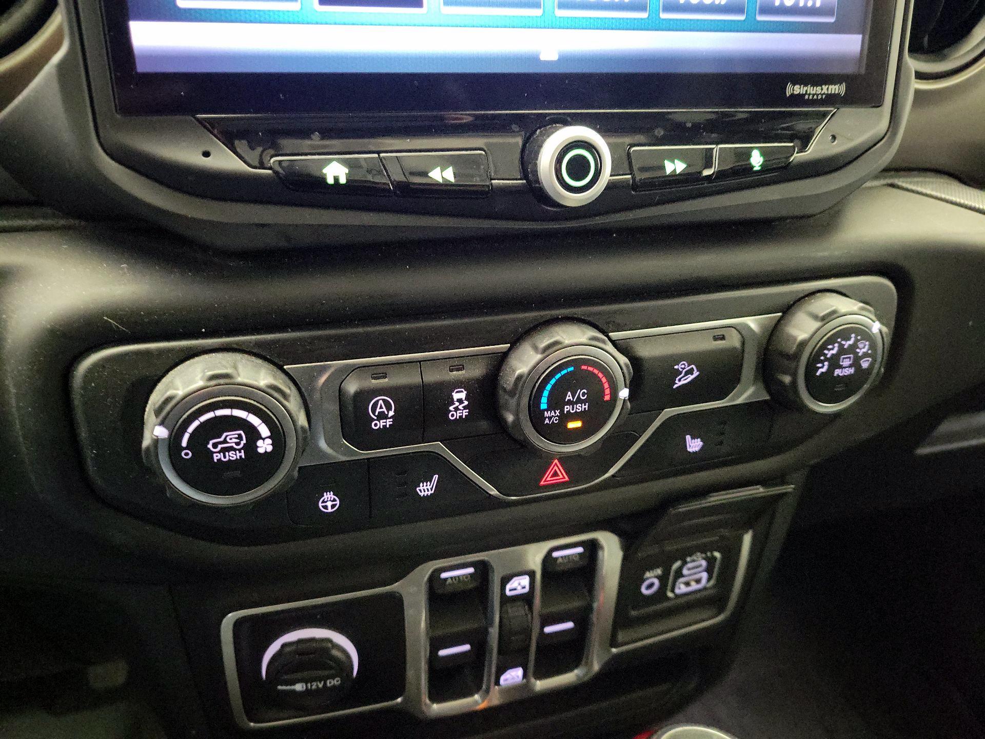 Thumbnail: 2018 Jeep Wrangler - 16