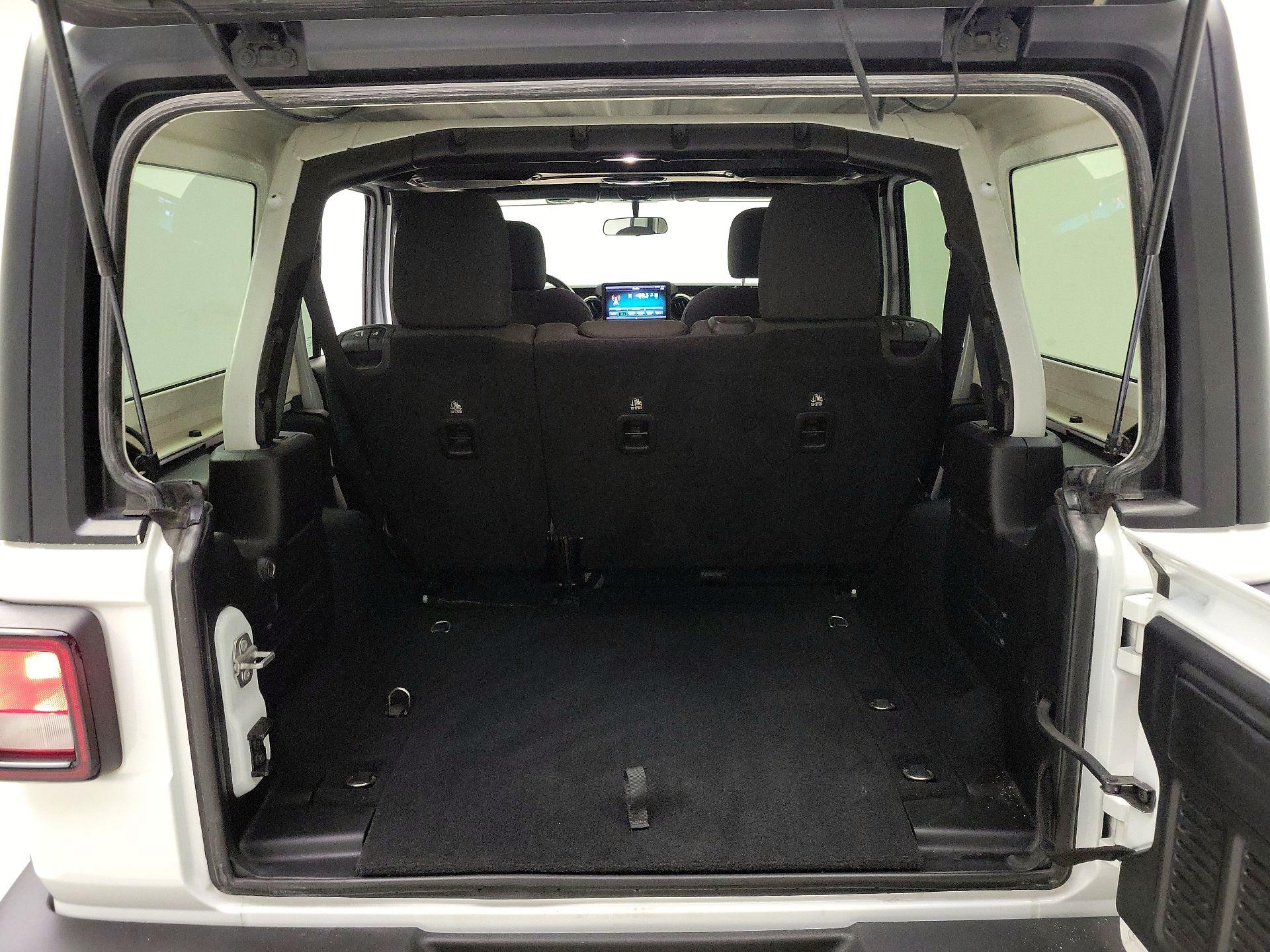 Thumbnail: 2018 Jeep Wrangler - 20