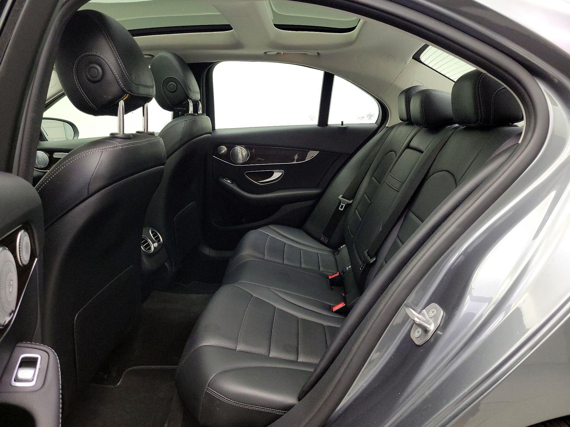 Thumbnail: 2017 Mercedes-Benz C-Class - 20