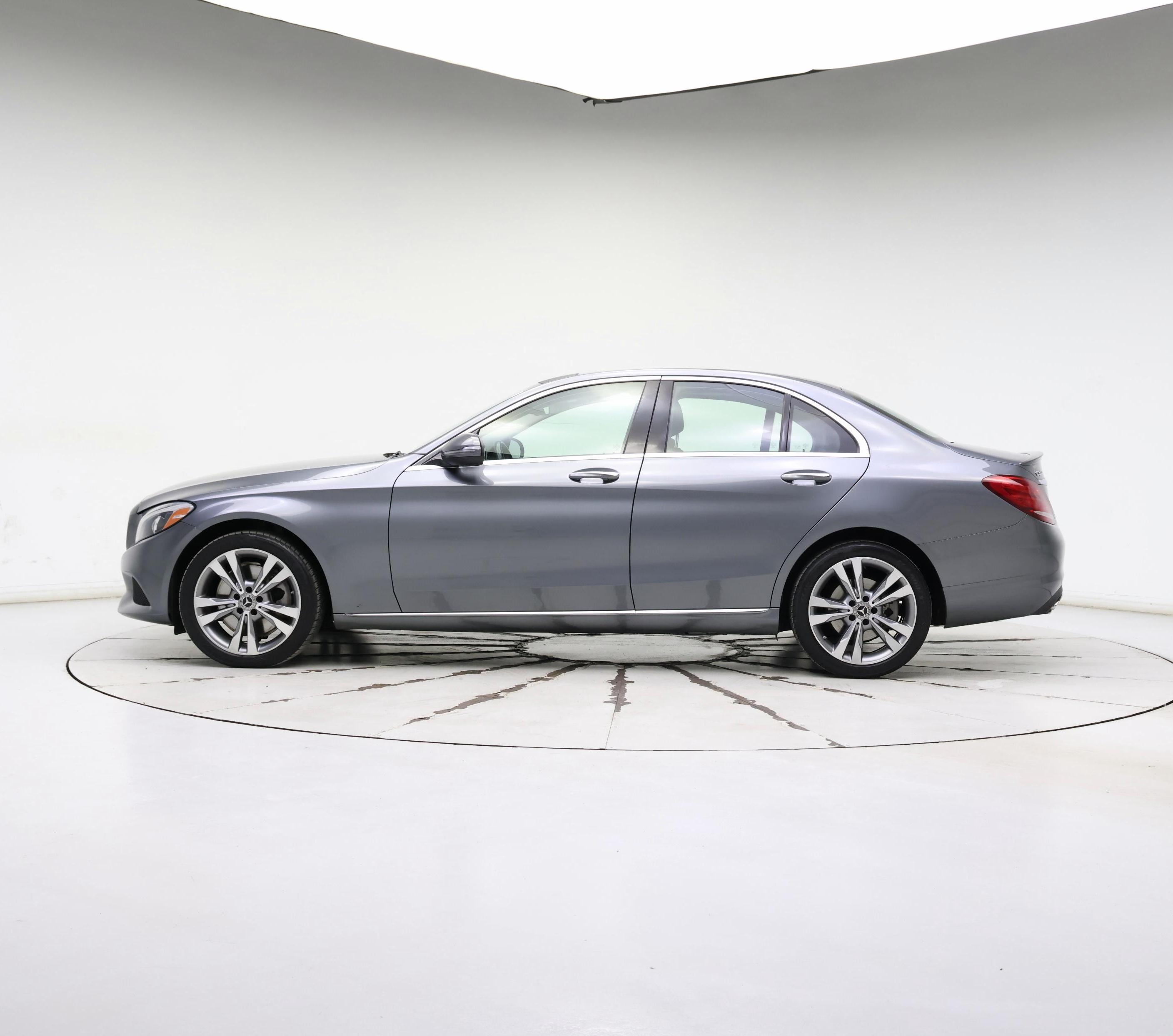 Thumbnail: 2017 Mercedes-Benz C-Class - 3