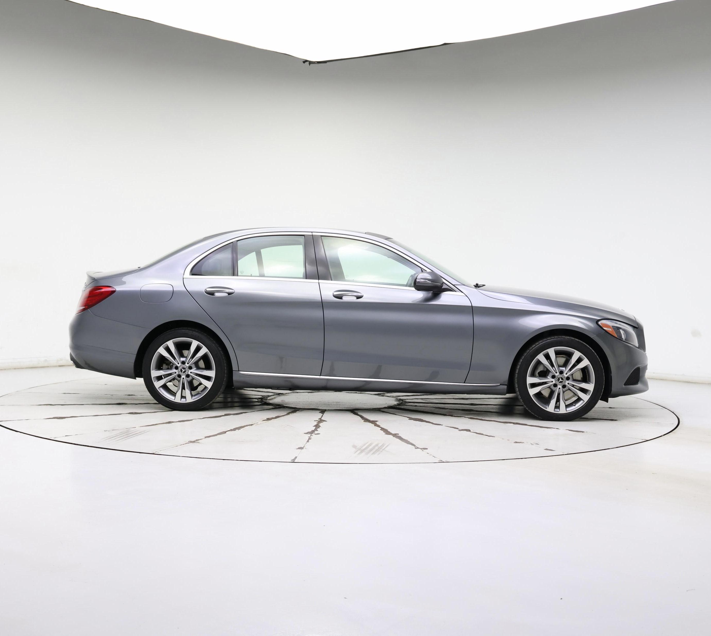 Thumbnail: 2017 Mercedes-Benz C-Class - 7