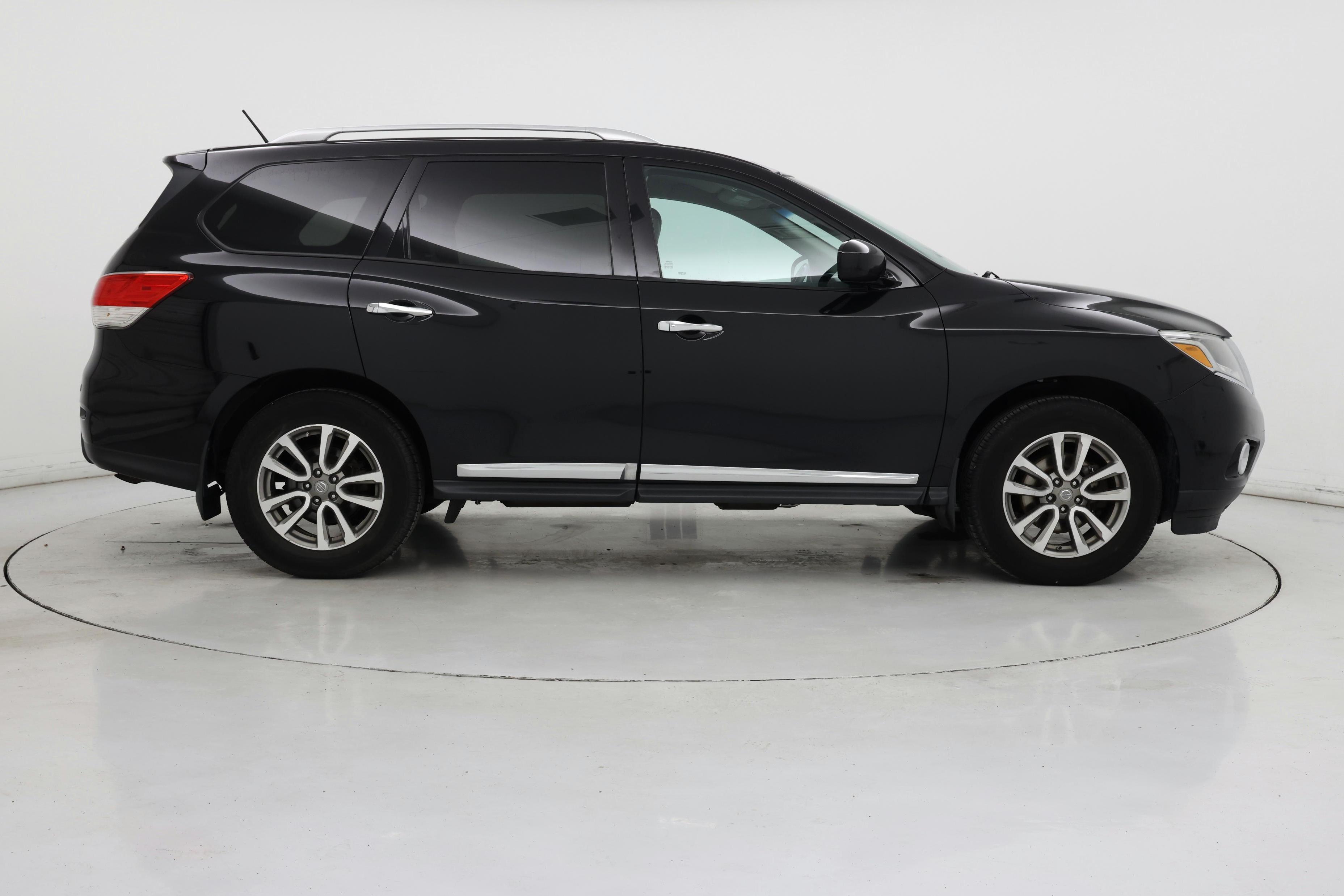 Thumbnail: 2015 Nissan Pathfinder - 7