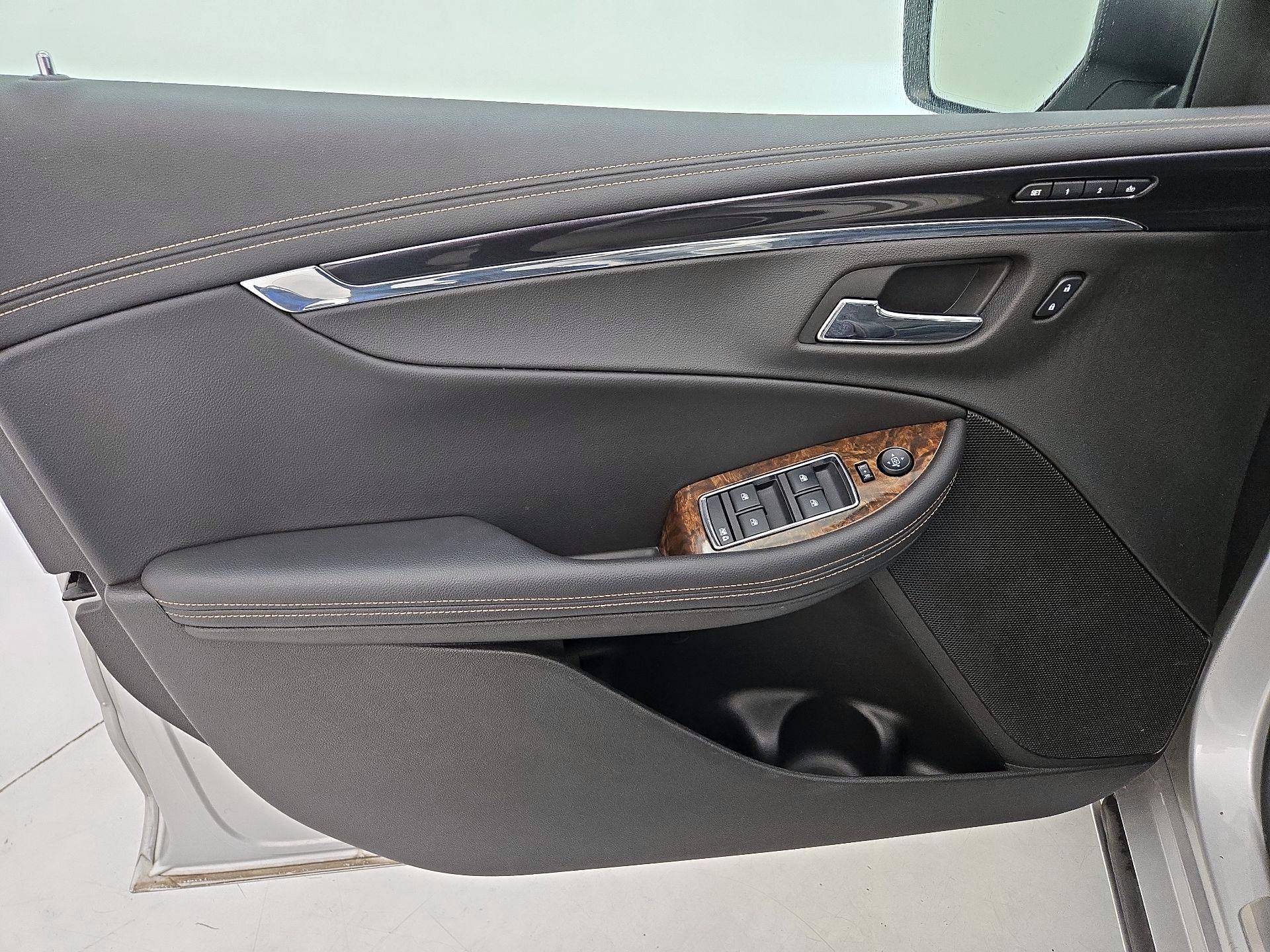 Thumbnail: 2015 Chevrolet Impala - 12