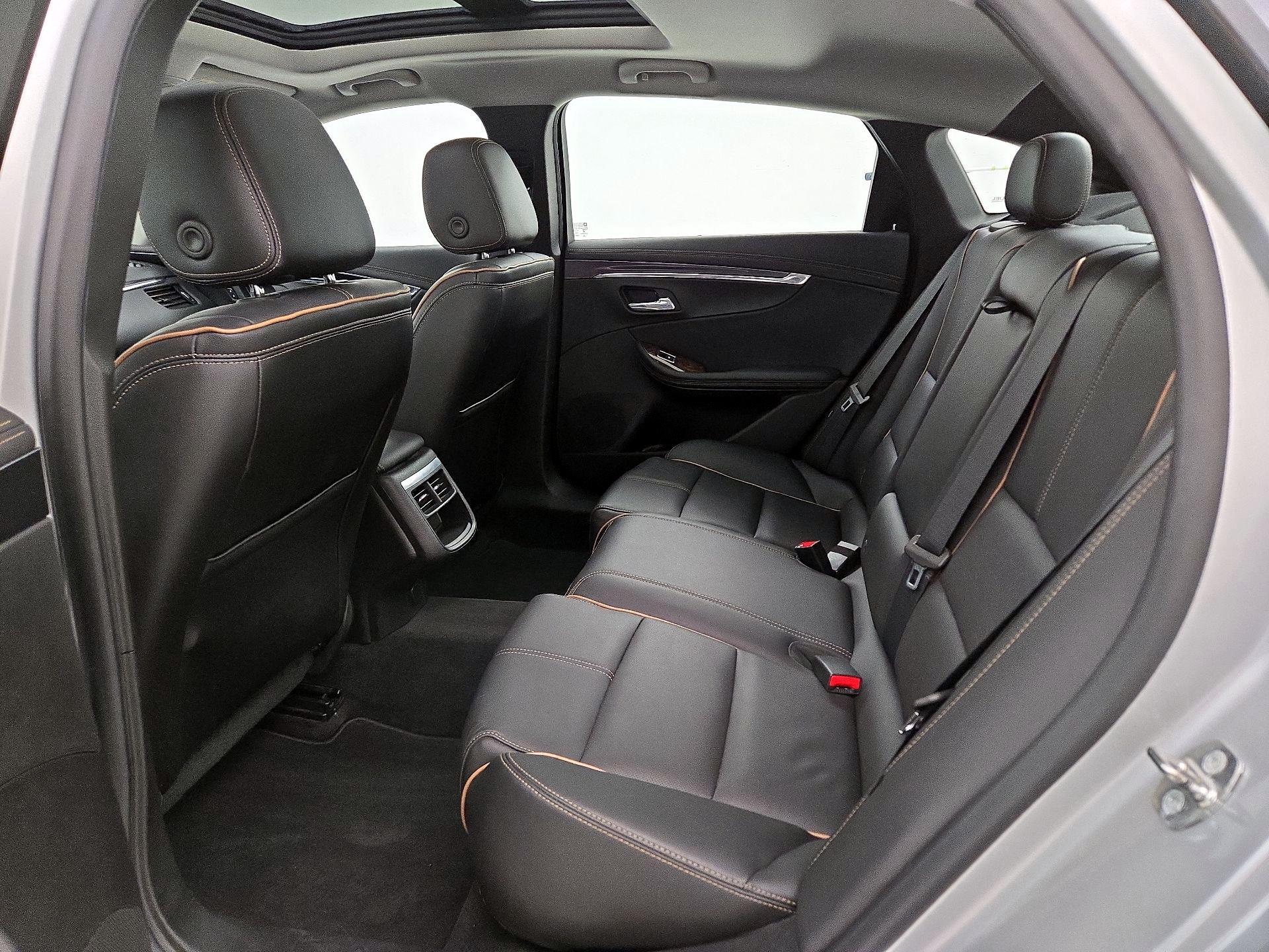 Thumbnail: 2015 Chevrolet Impala - 20