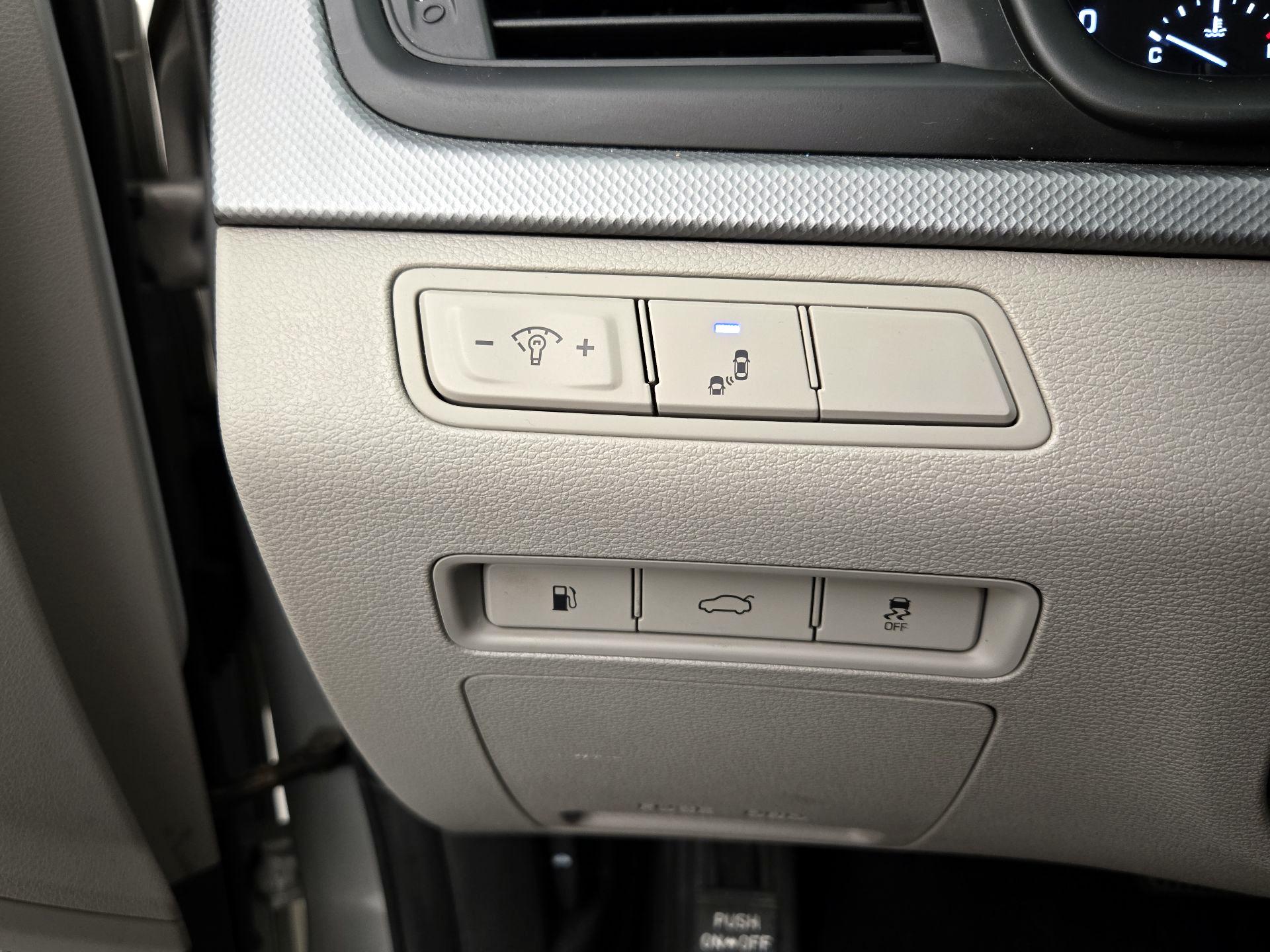 Thumbnail: 2019 Hyundai Sonata - 13