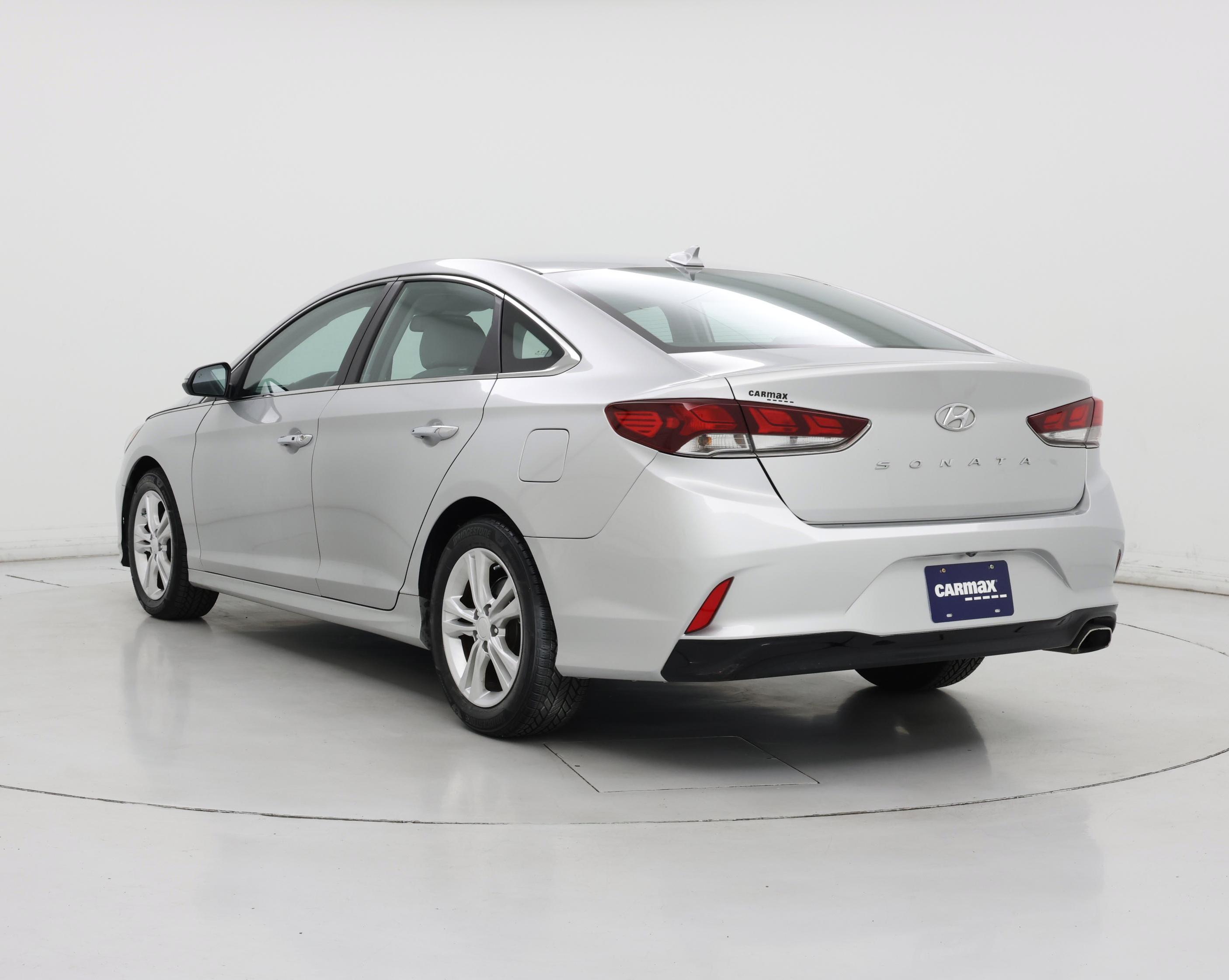 Thumbnail: 2019 Hyundai Sonata - 2