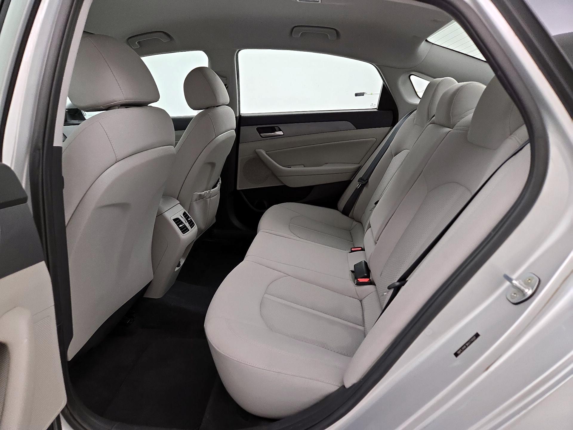 Thumbnail: 2019 Hyundai Sonata - 19