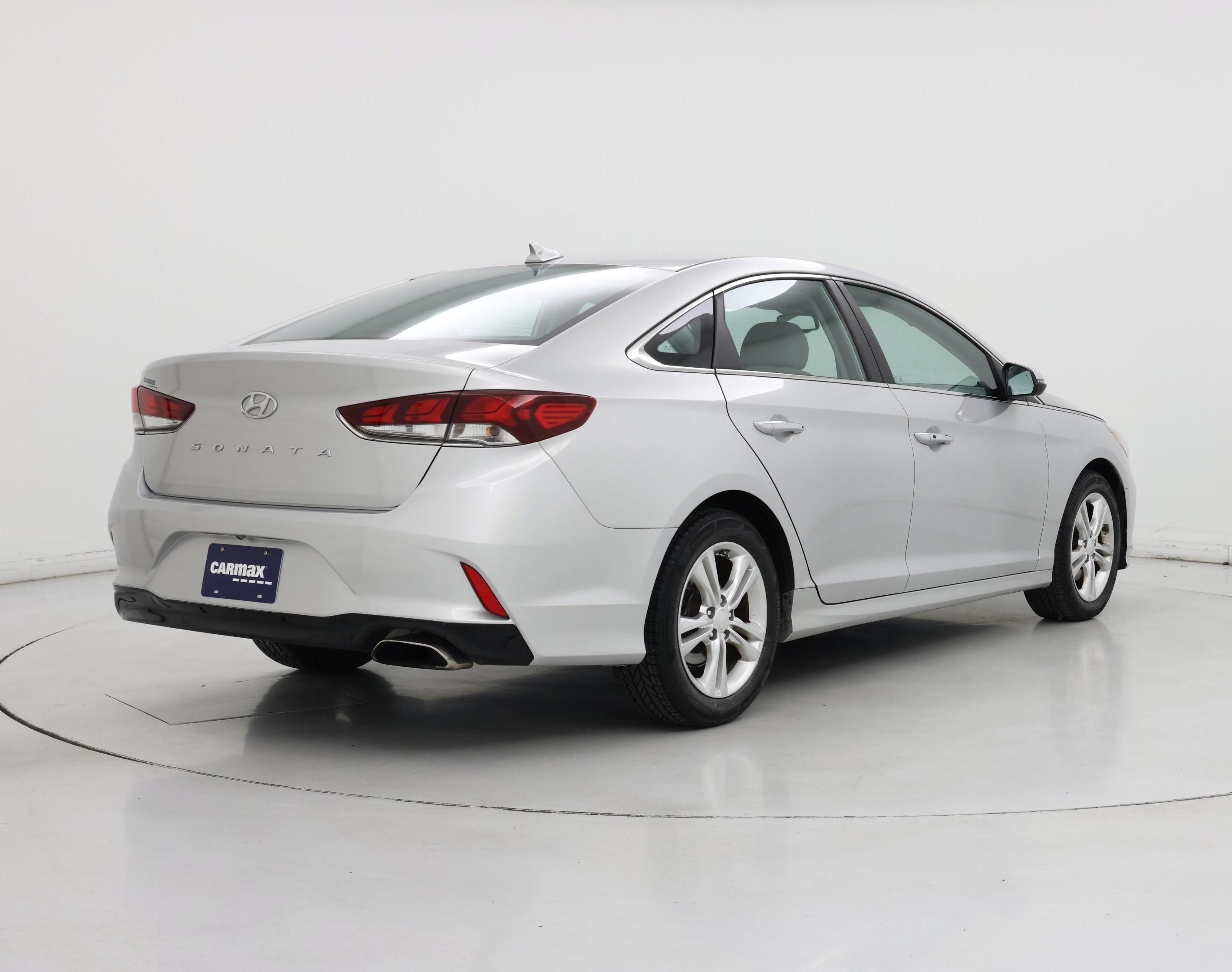 Thumbnail: 2019 Hyundai Sonata - 8
