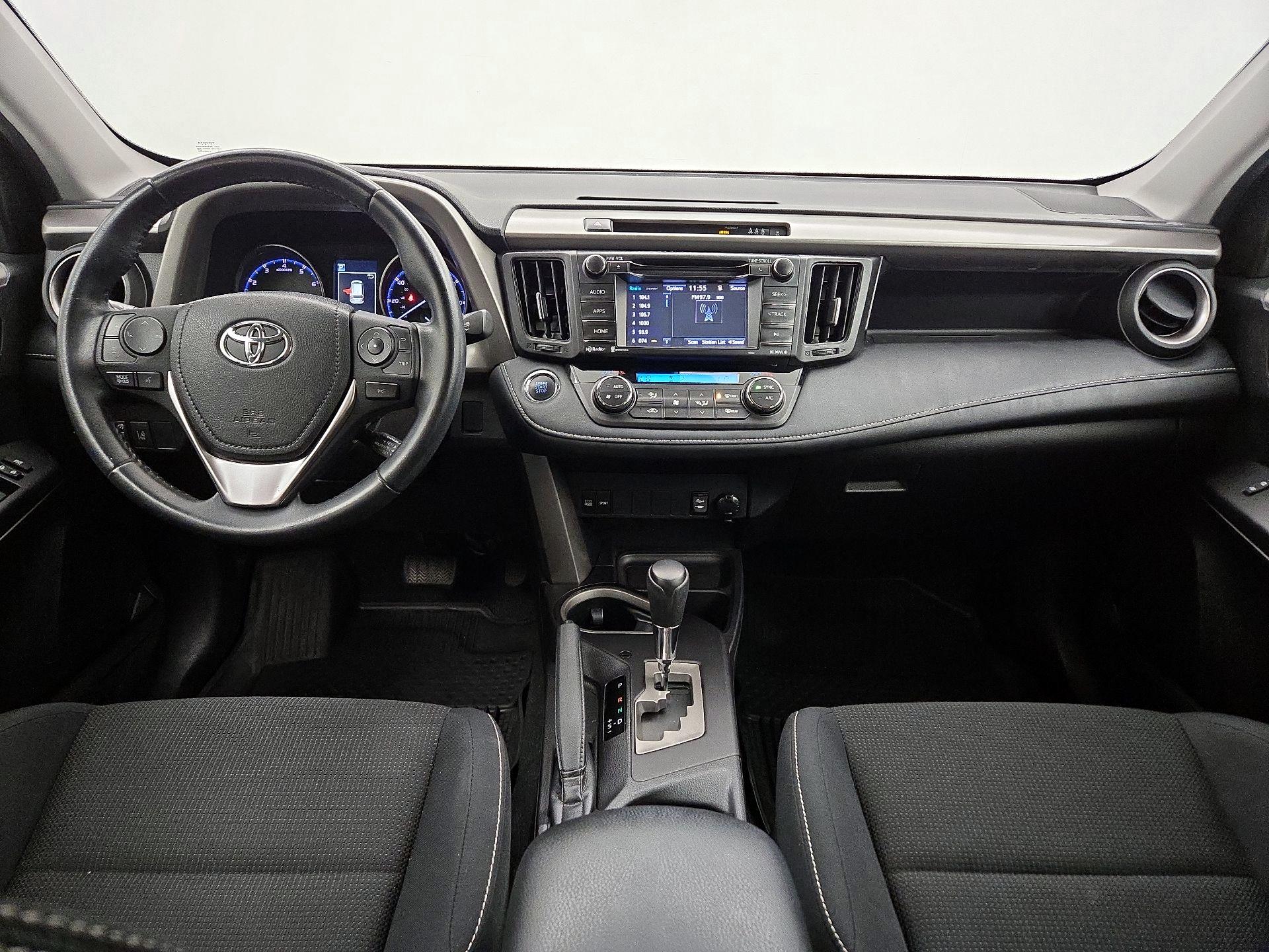 Thumbnail: 2018 Toyota RAV4 - 9