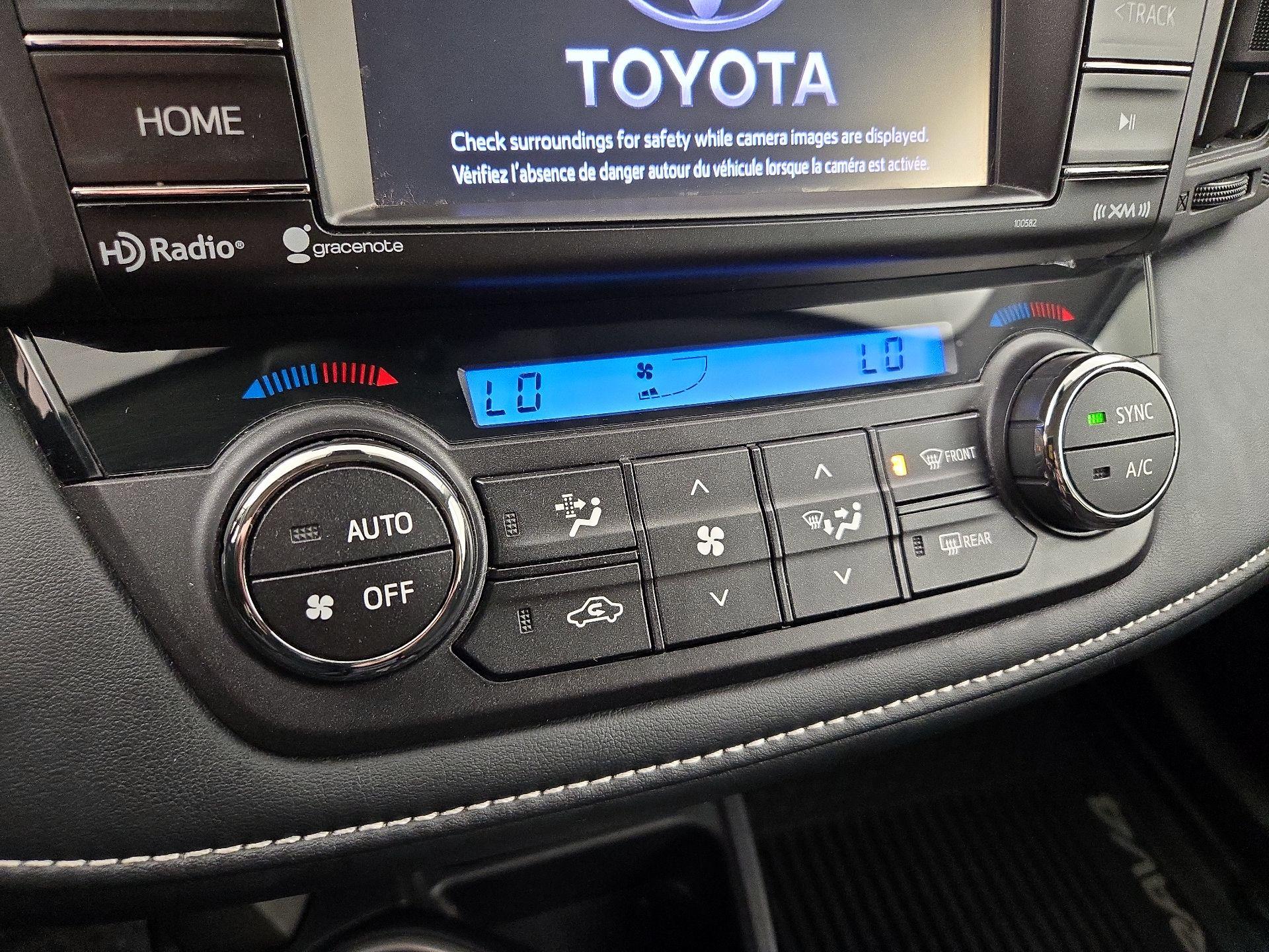 Thumbnail: 2018 Toyota RAV4 - 16