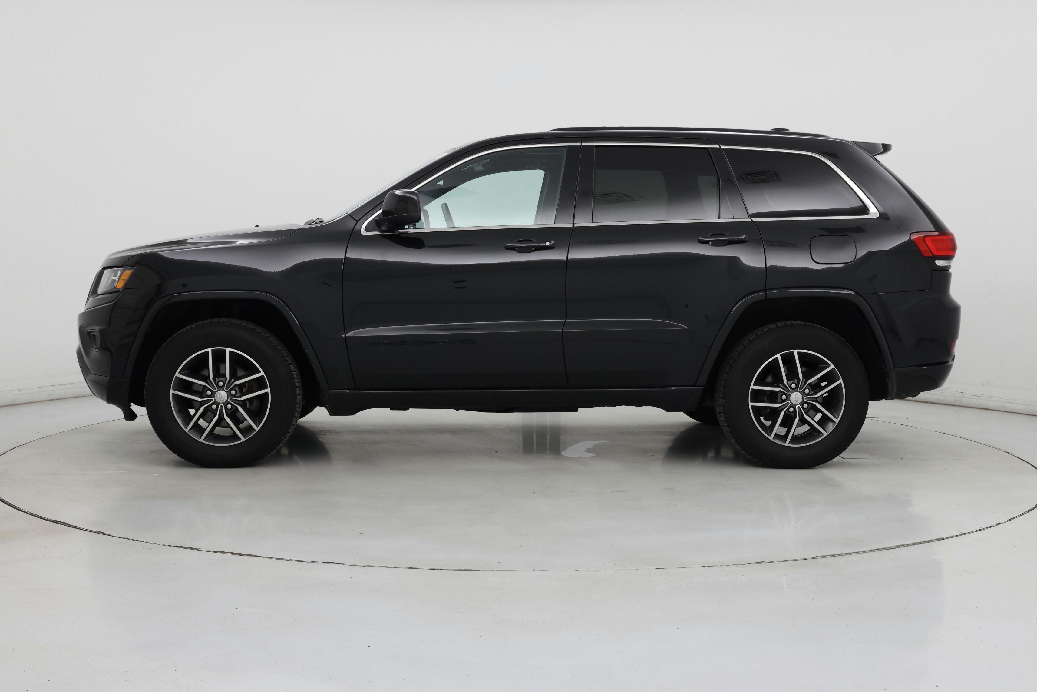 Thumbnail: 2015 Jeep Grand Cherokee - 3