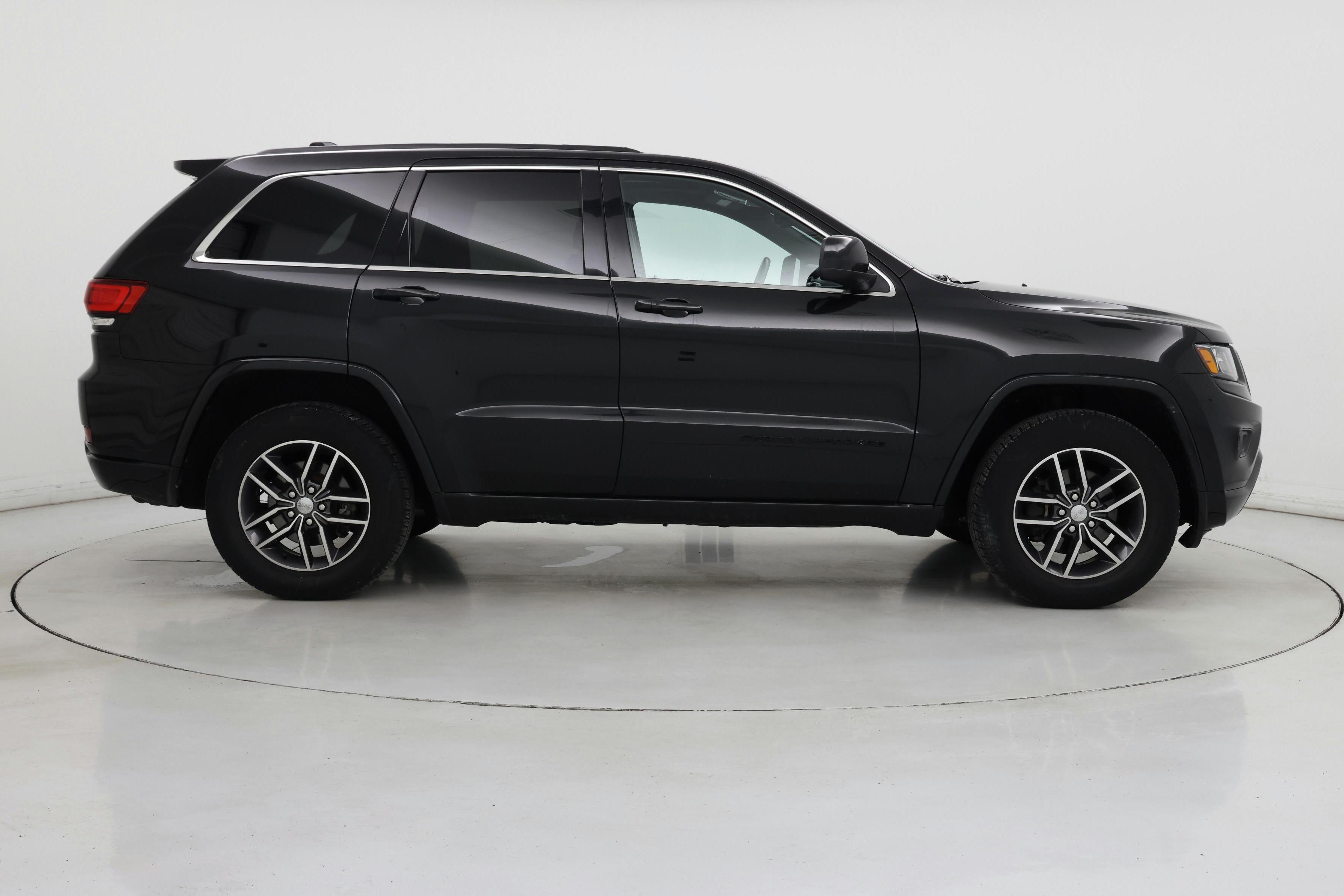 Thumbnail: 2015 Jeep Grand Cherokee - 7