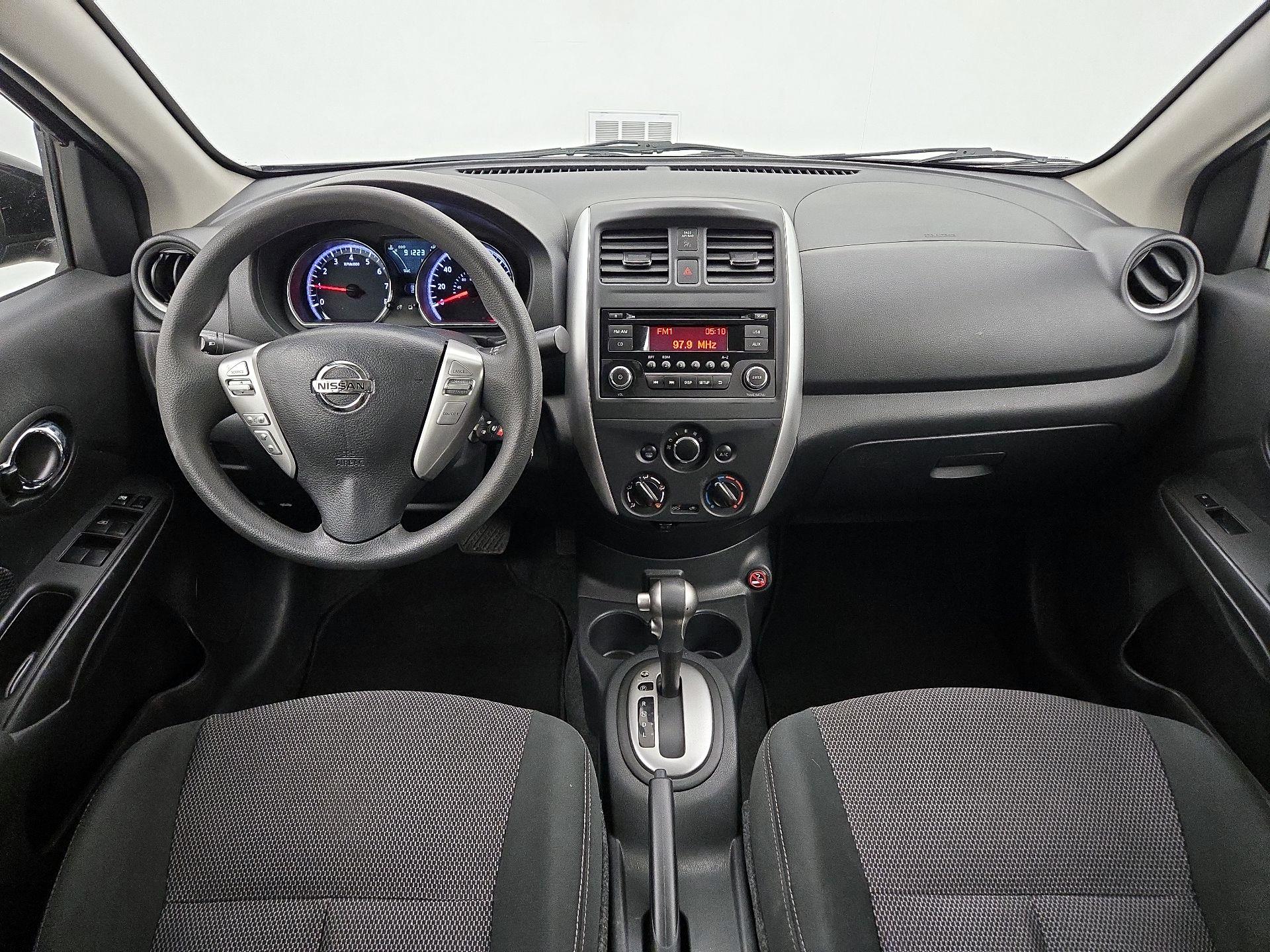 Thumbnail: 2017 Nissan Versa - 9