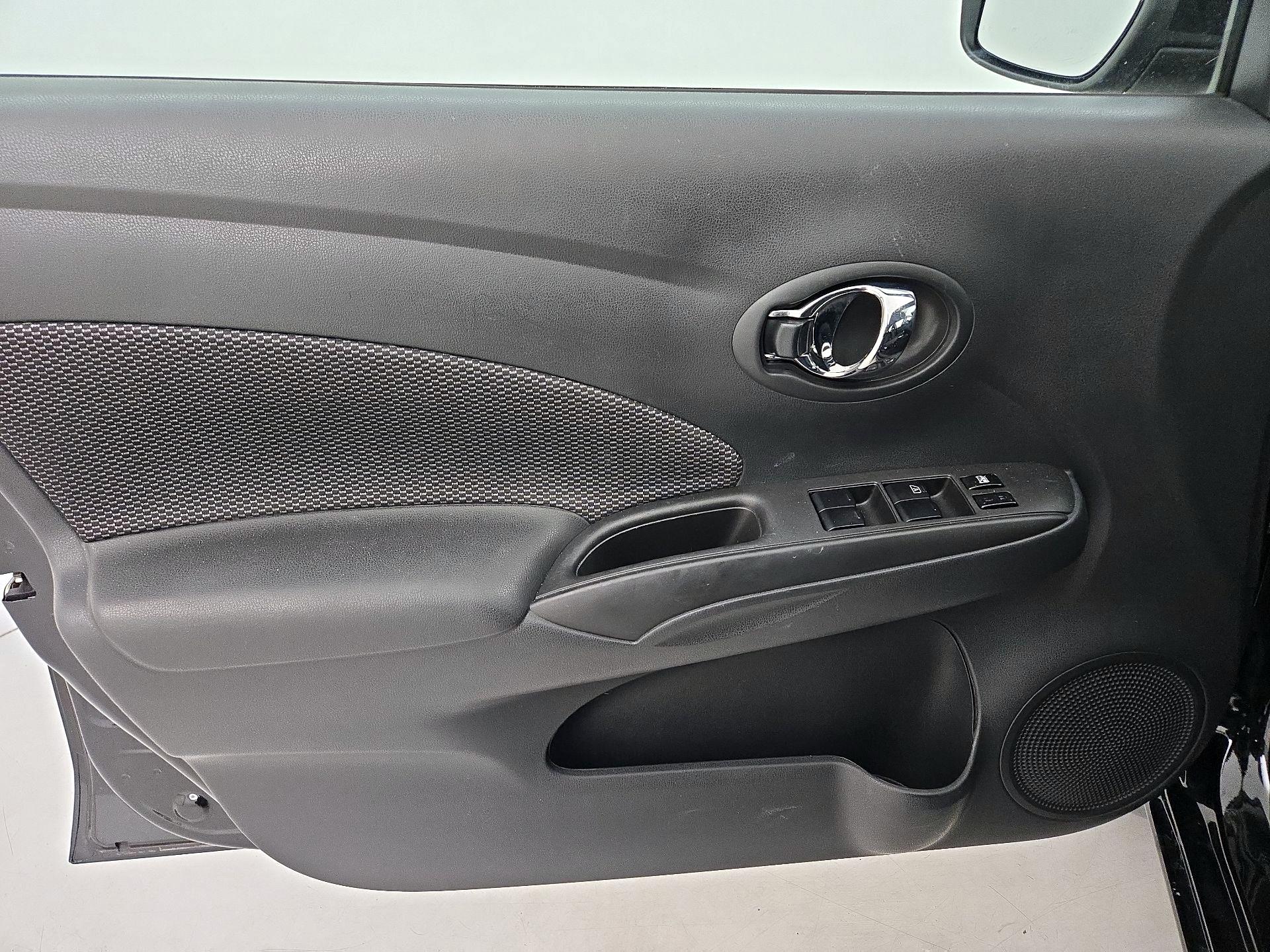 Thumbnail: 2017 Nissan Versa - 12