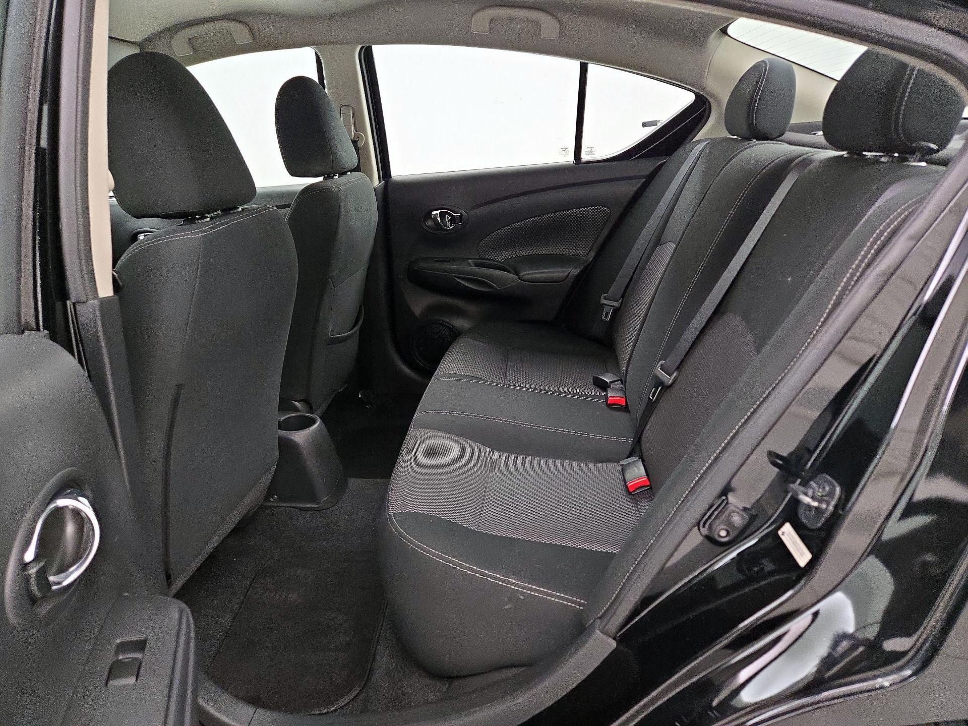 Thumbnail: 2017 Nissan Versa - 18