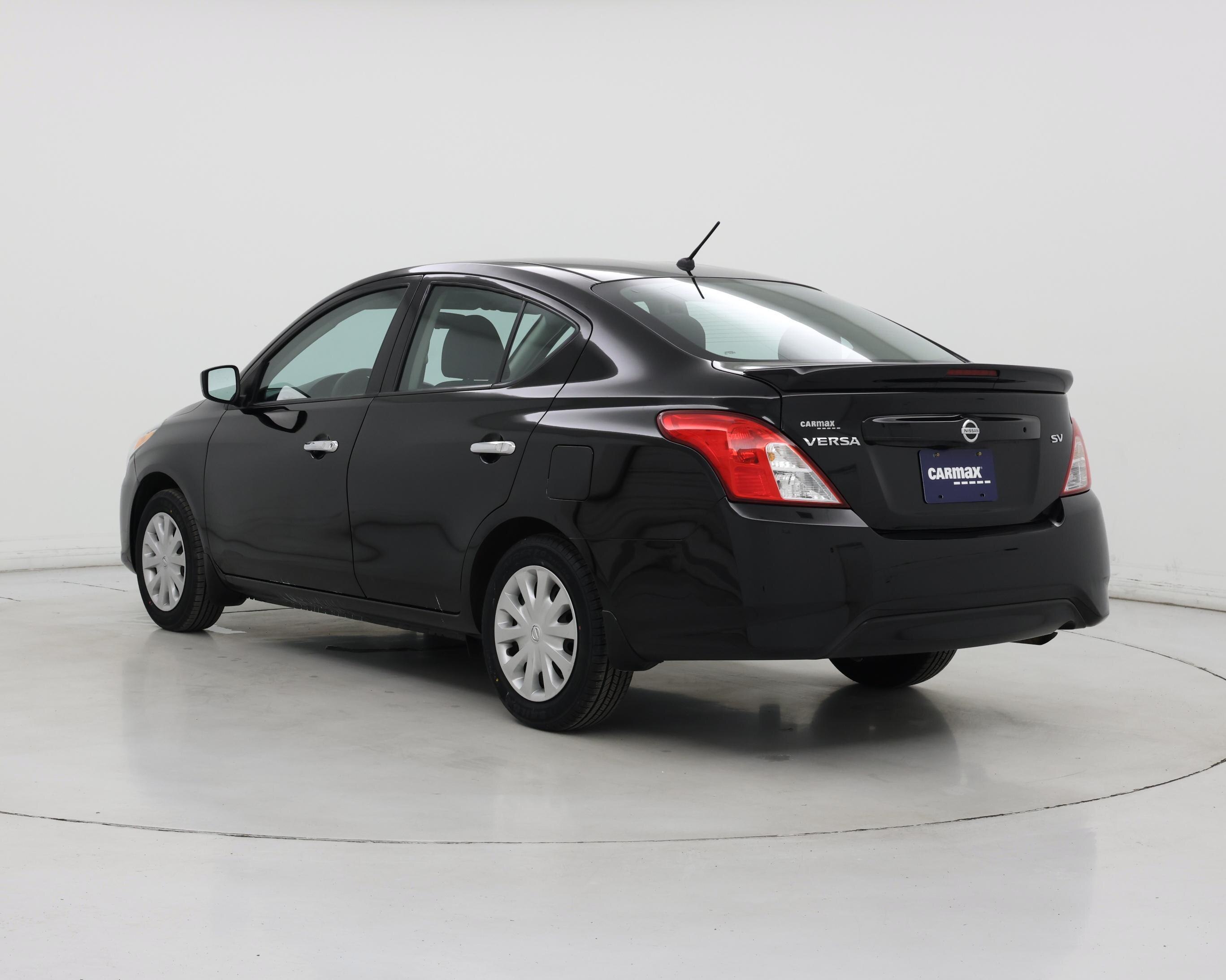 Thumbnail: 2017 Nissan Versa - 2