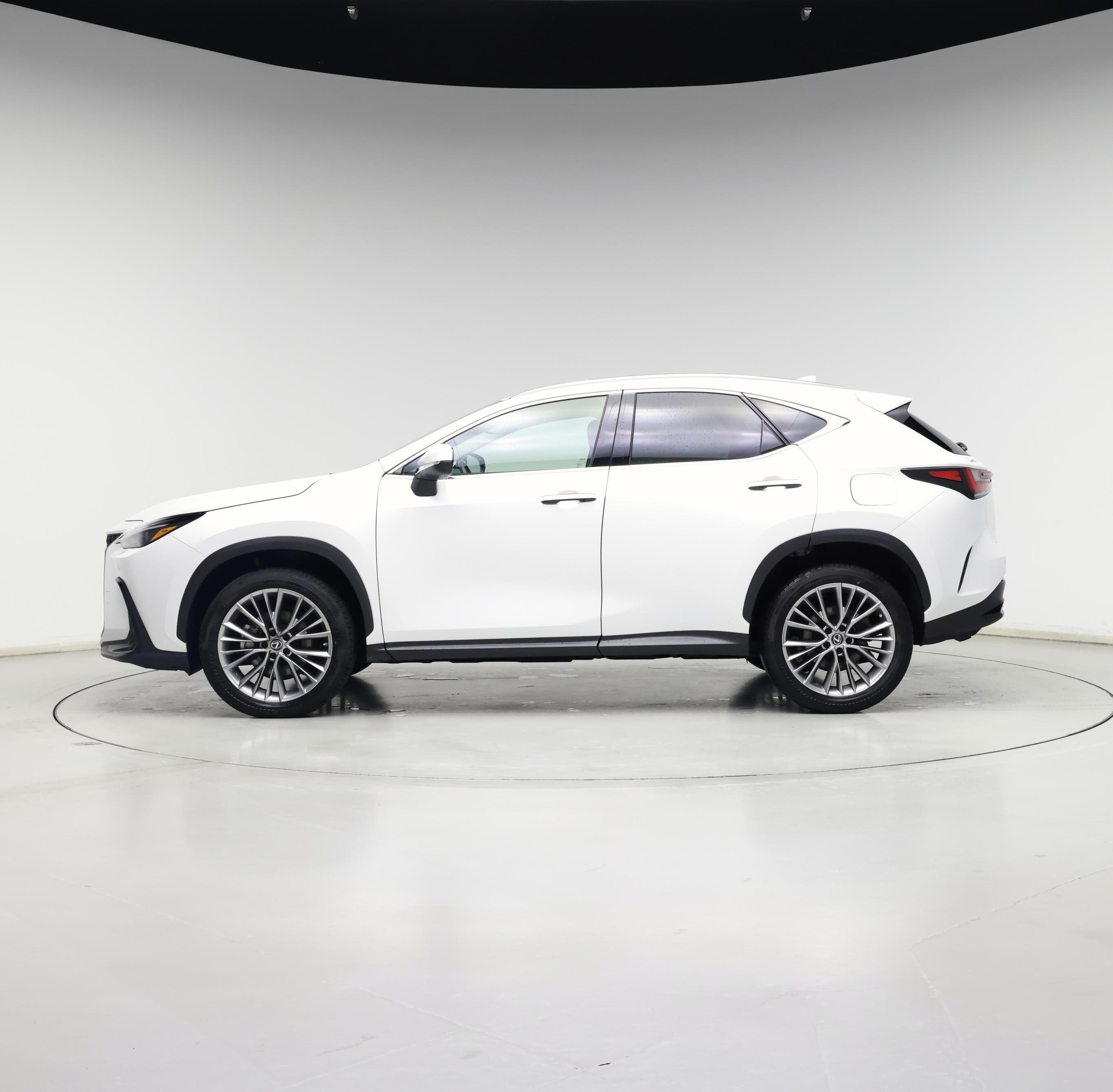 Thumbnail: 2022 Lexus NX - 3