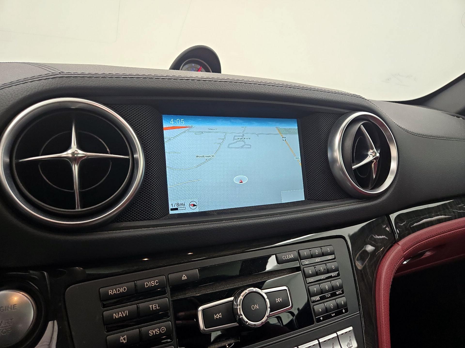 Thumbnail: 2015 Mercedes-Benz SL-Class - 14