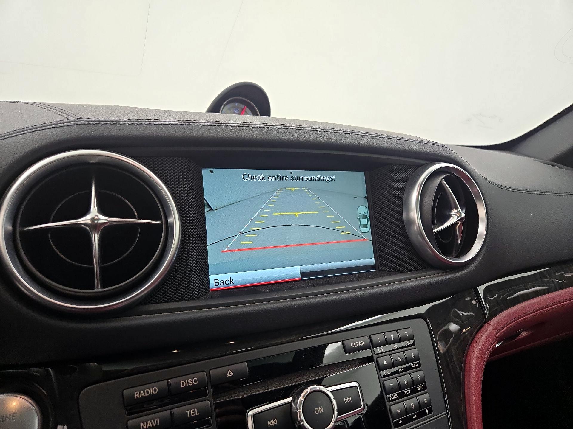 Thumbnail: 2015 Mercedes-Benz SL-Class - 15