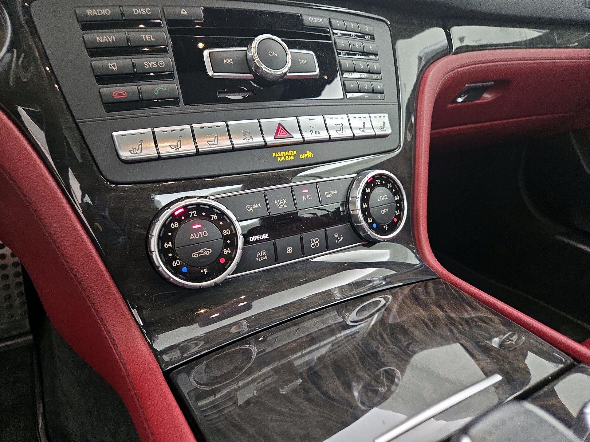 Thumbnail: 2015 Mercedes-Benz SL-Class - 17