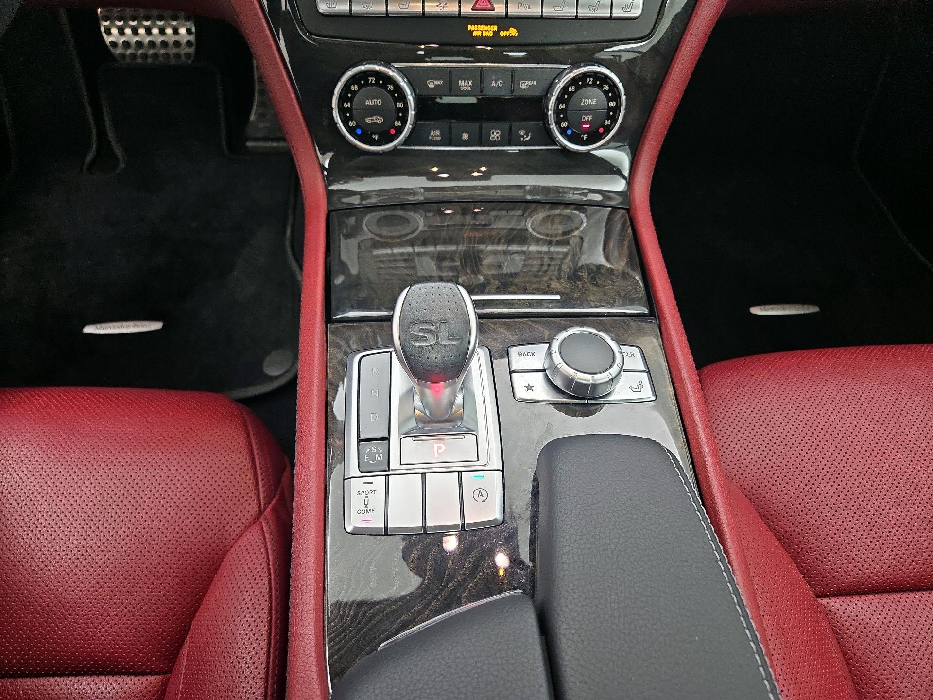 Thumbnail: 2015 Mercedes-Benz SL-Class - 18